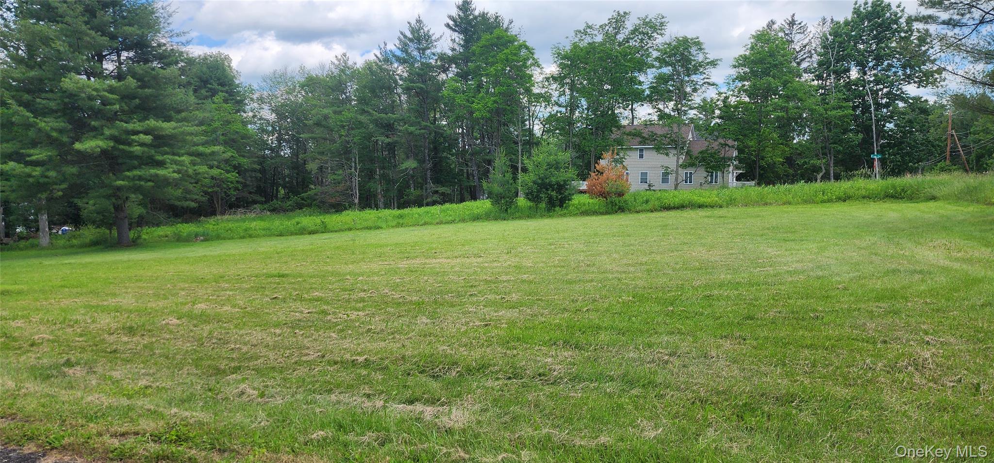 530 Sackett Lake Road Property Photo 9