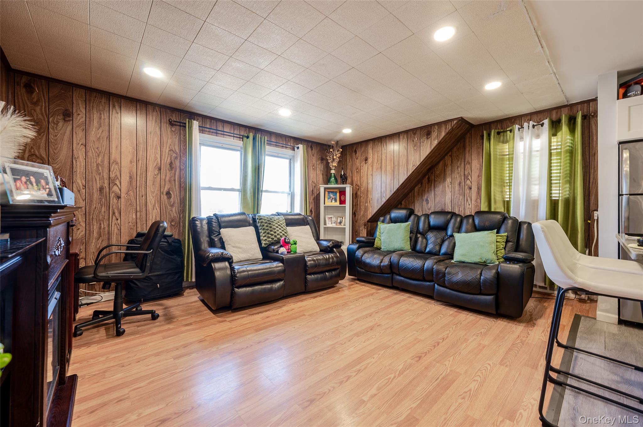 126 Scranton Avenue Property Photo 11