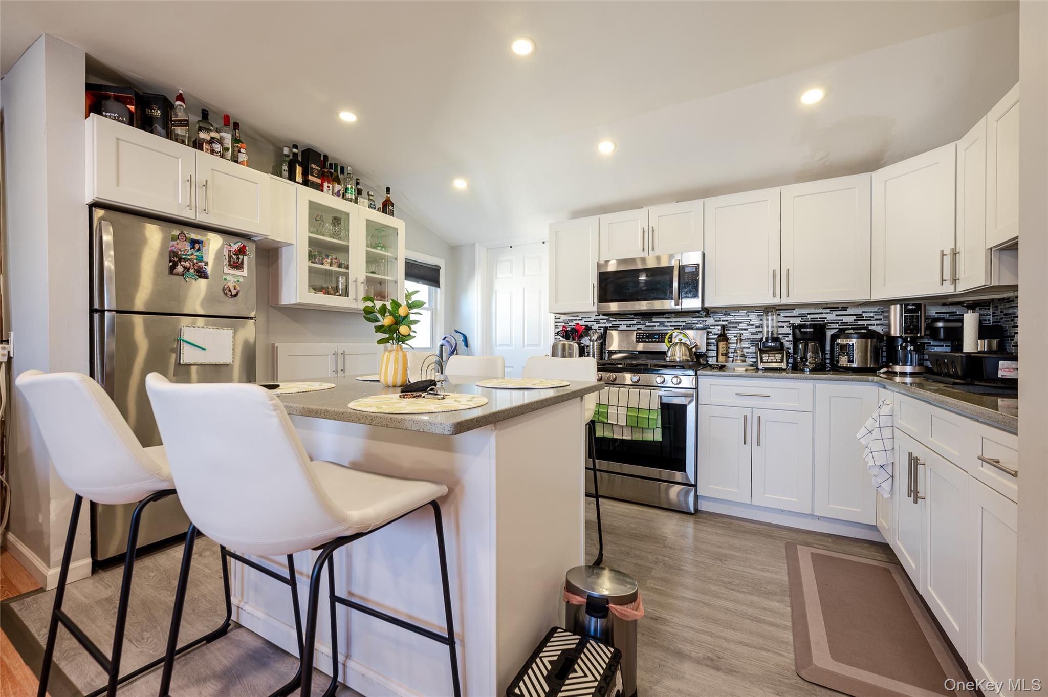 126 Scranton Avenue Property Photo 13