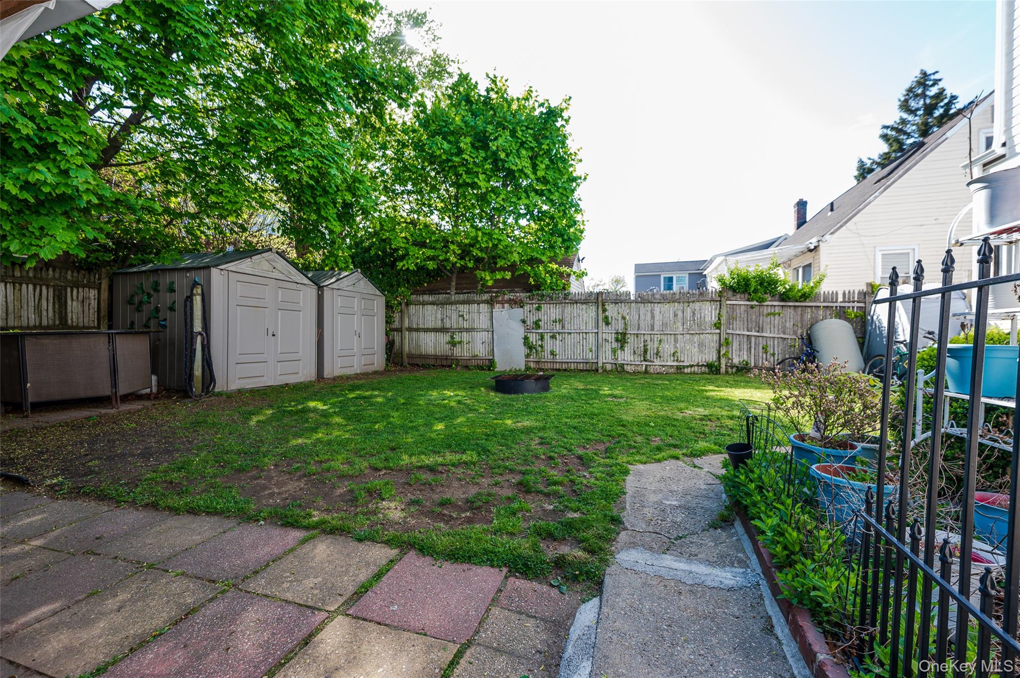 126 Scranton Avenue Property Photo 21