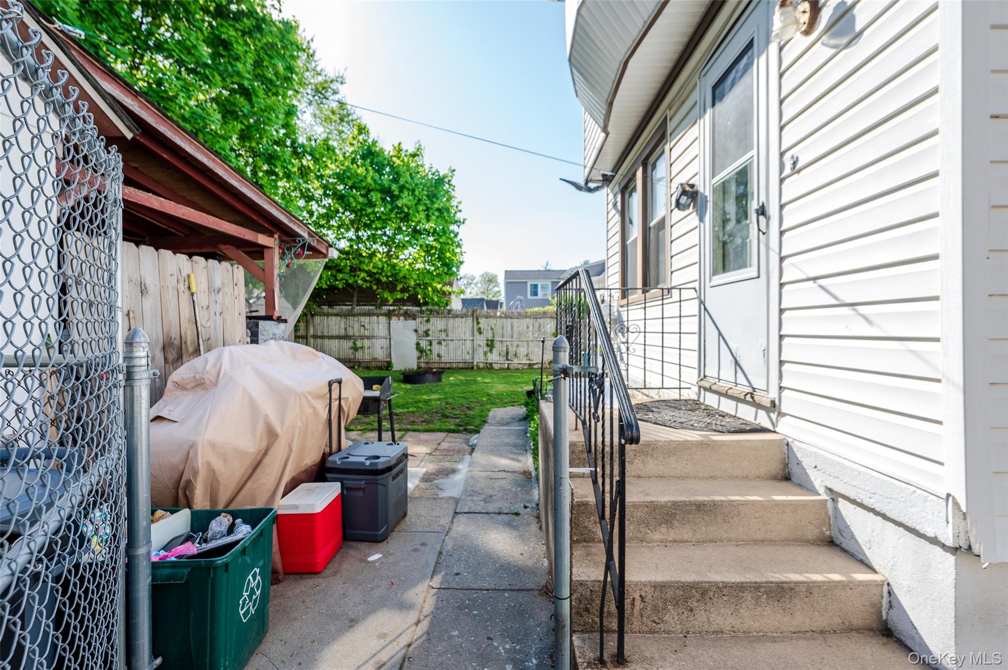 126 Scranton Avenue Property Photo 22