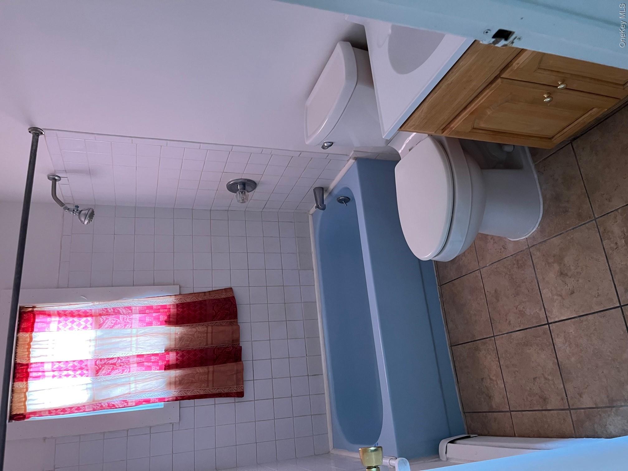 984495 Property Photo 8