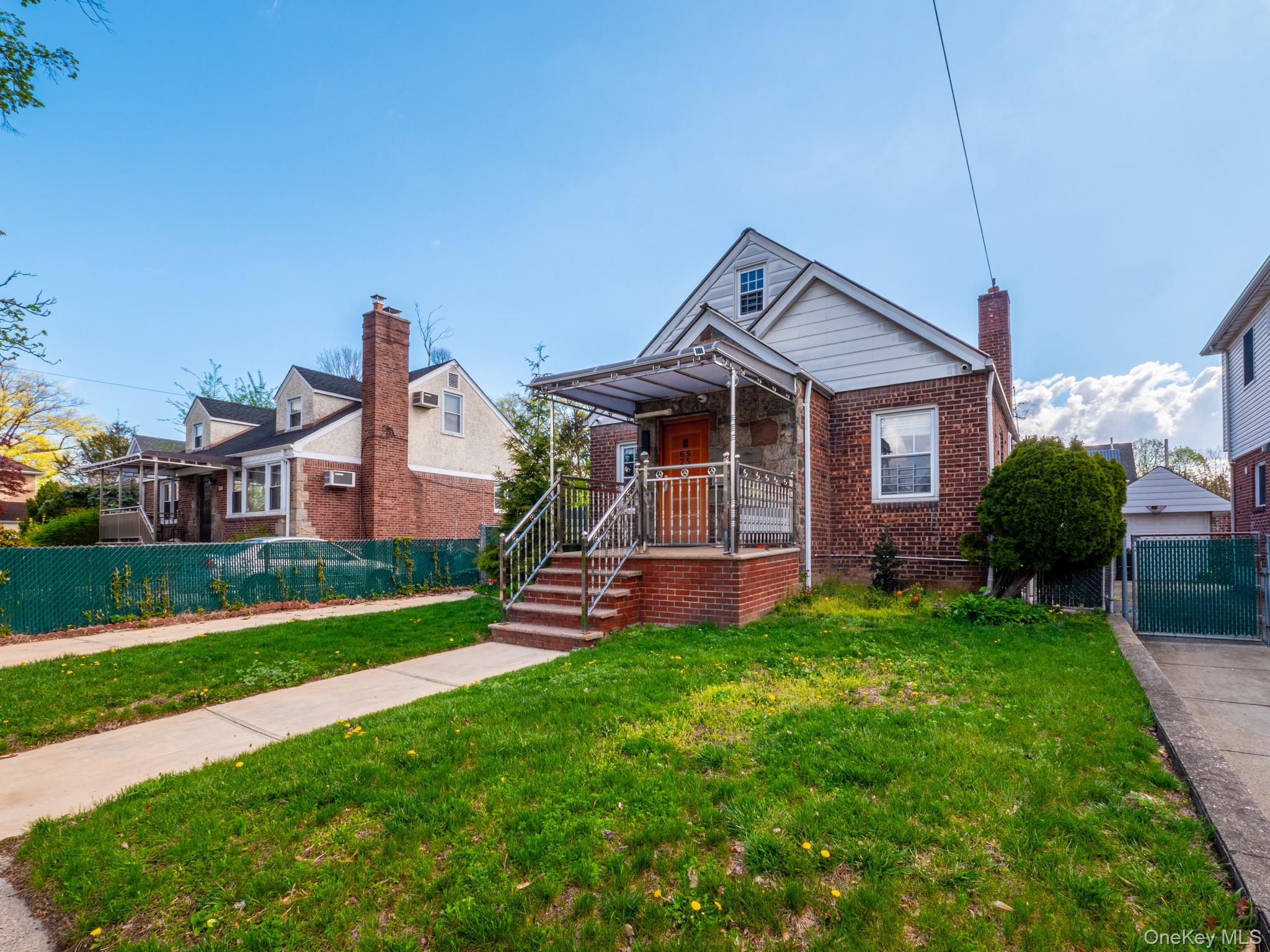 6525 167th Street Property Photo 2