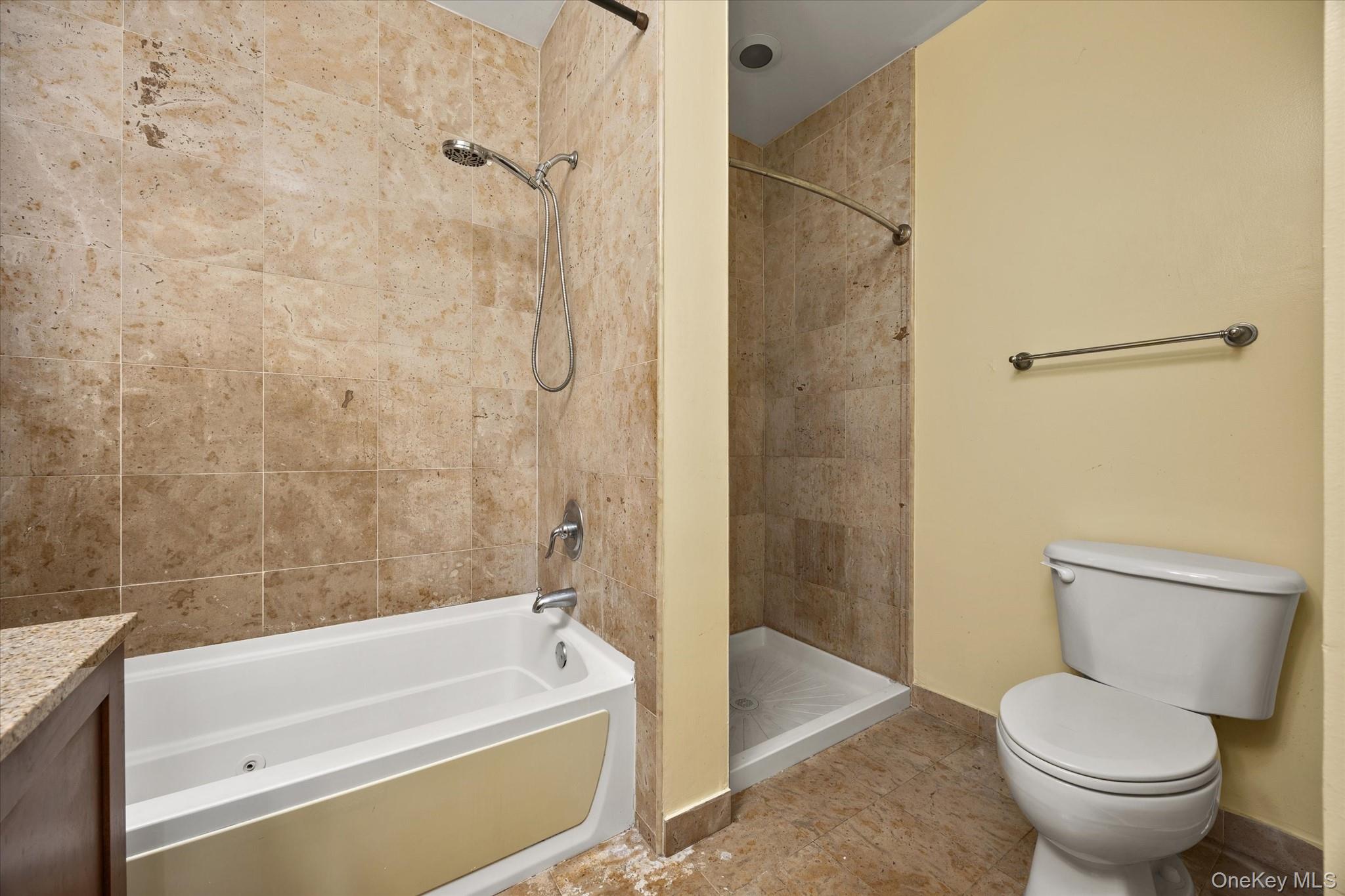 1962 Bergen Avenue 2c Property Photo 8