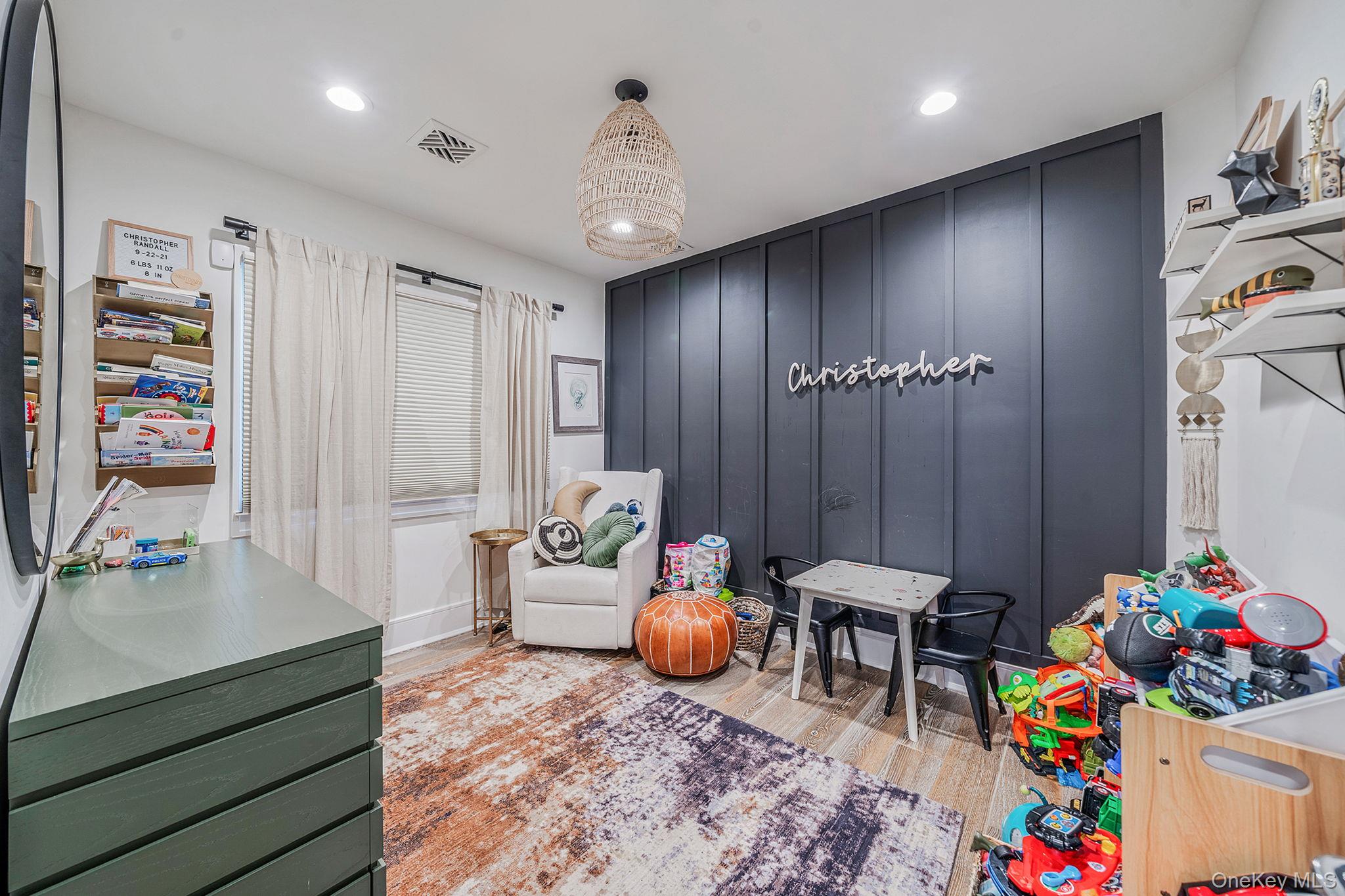 347 Broadway Property Photo 18