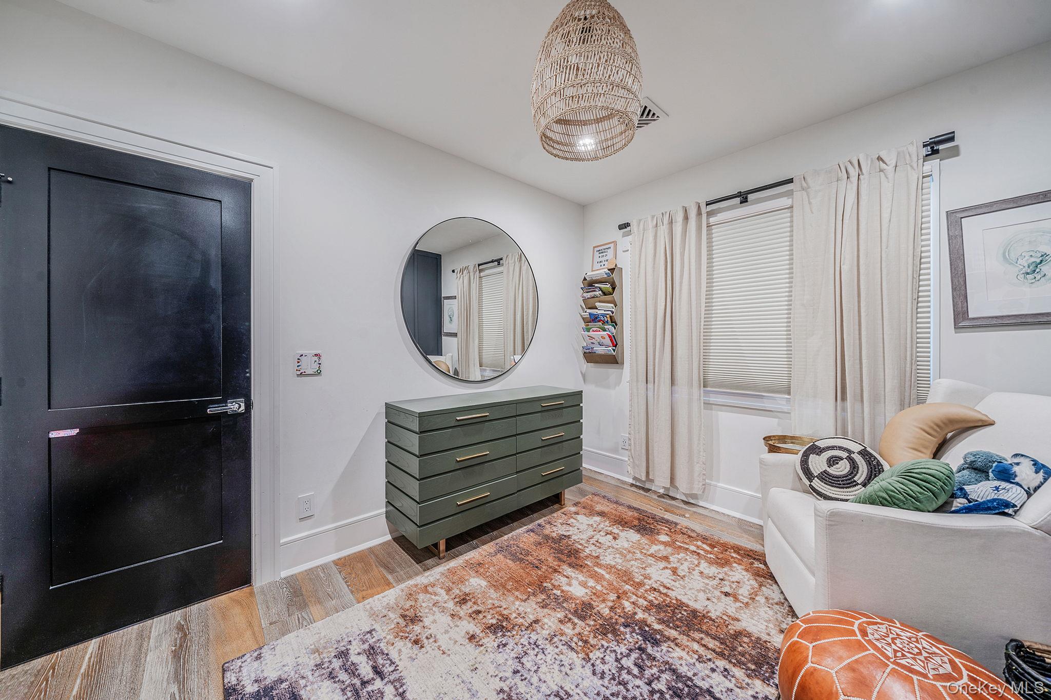 347 Broadway Property Photo 19
