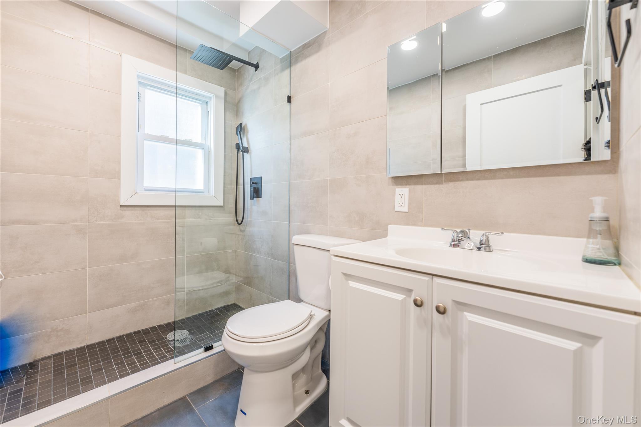 36 Adams Street Property Photo 18