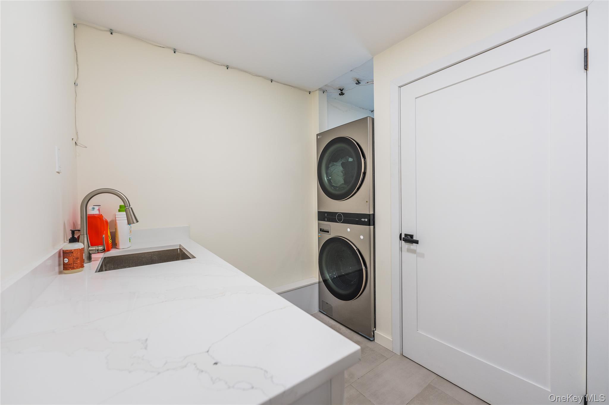 36 Adams Street Property Photo 22