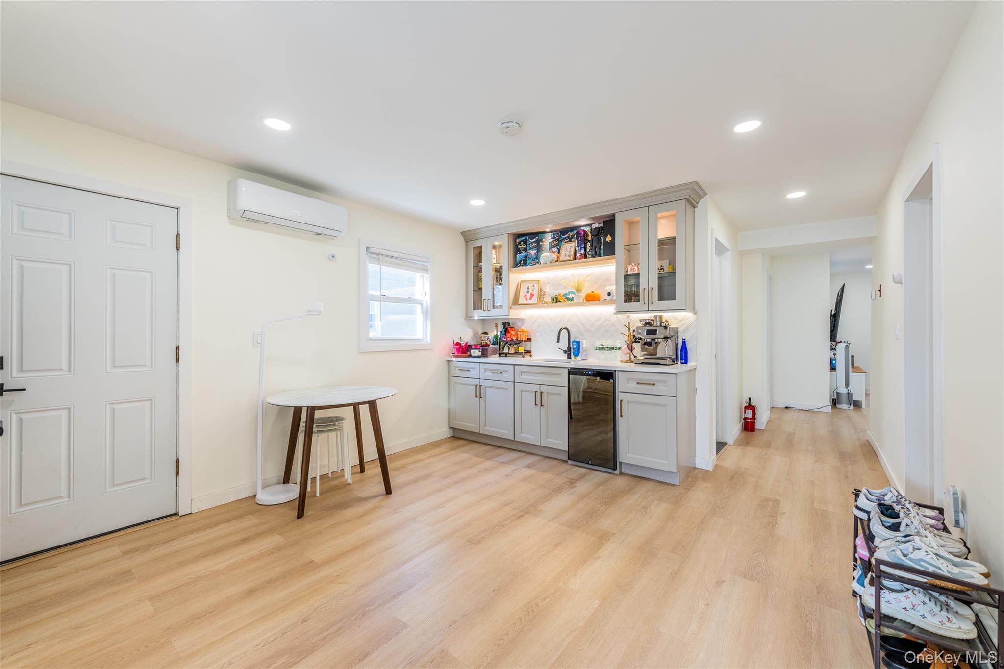 36 Adams Street Property Photo 28