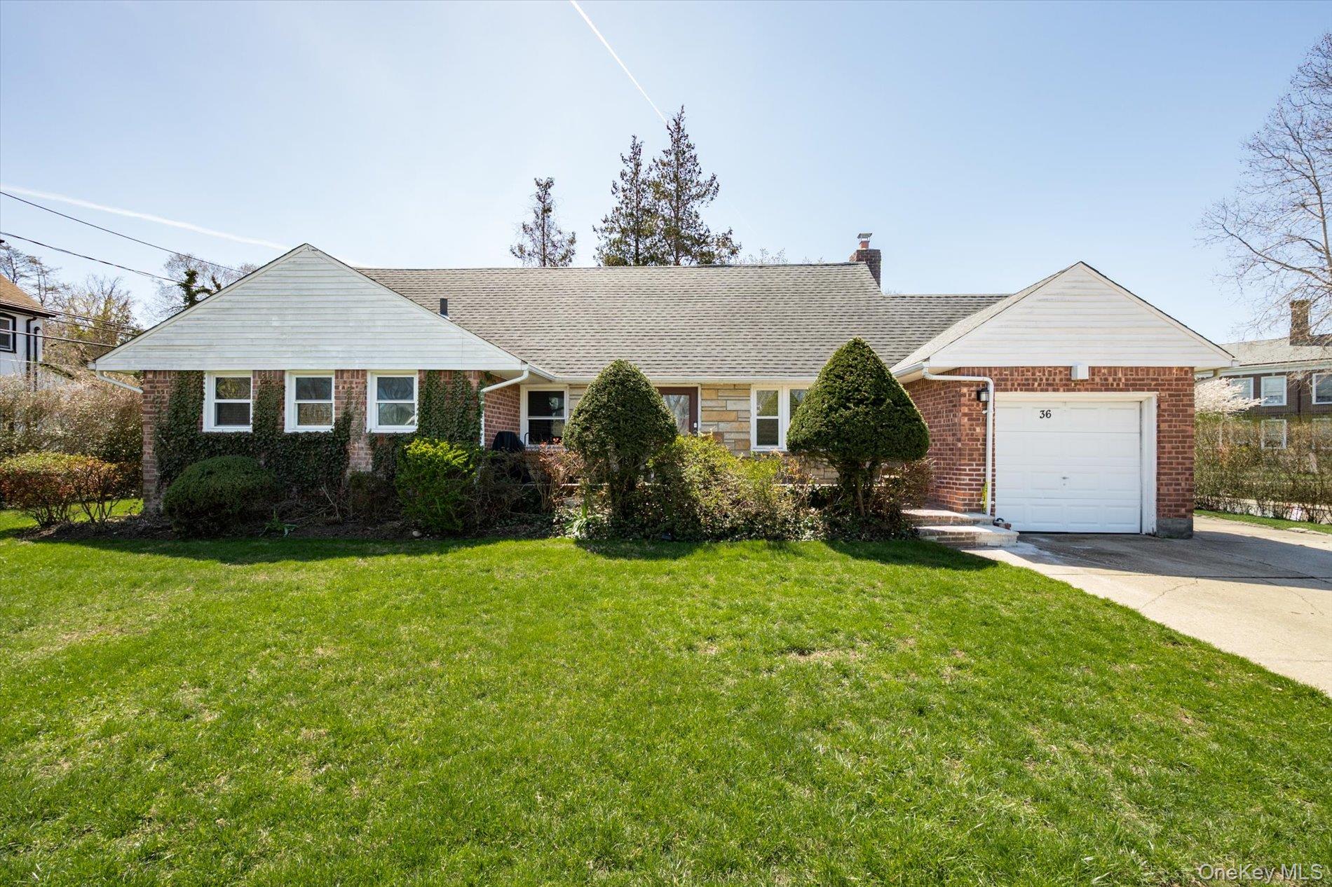 36 Nirvana Avenue Property Photo 1