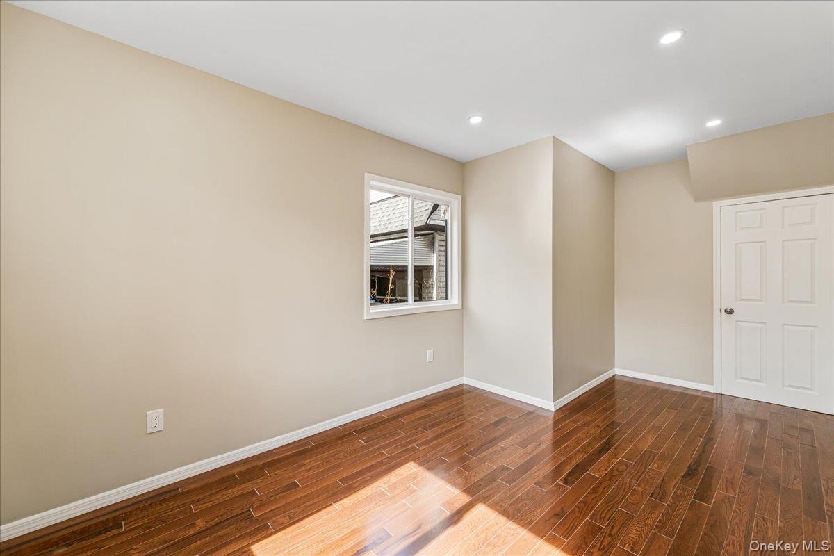 90-34 205th Street Property Photo 19
