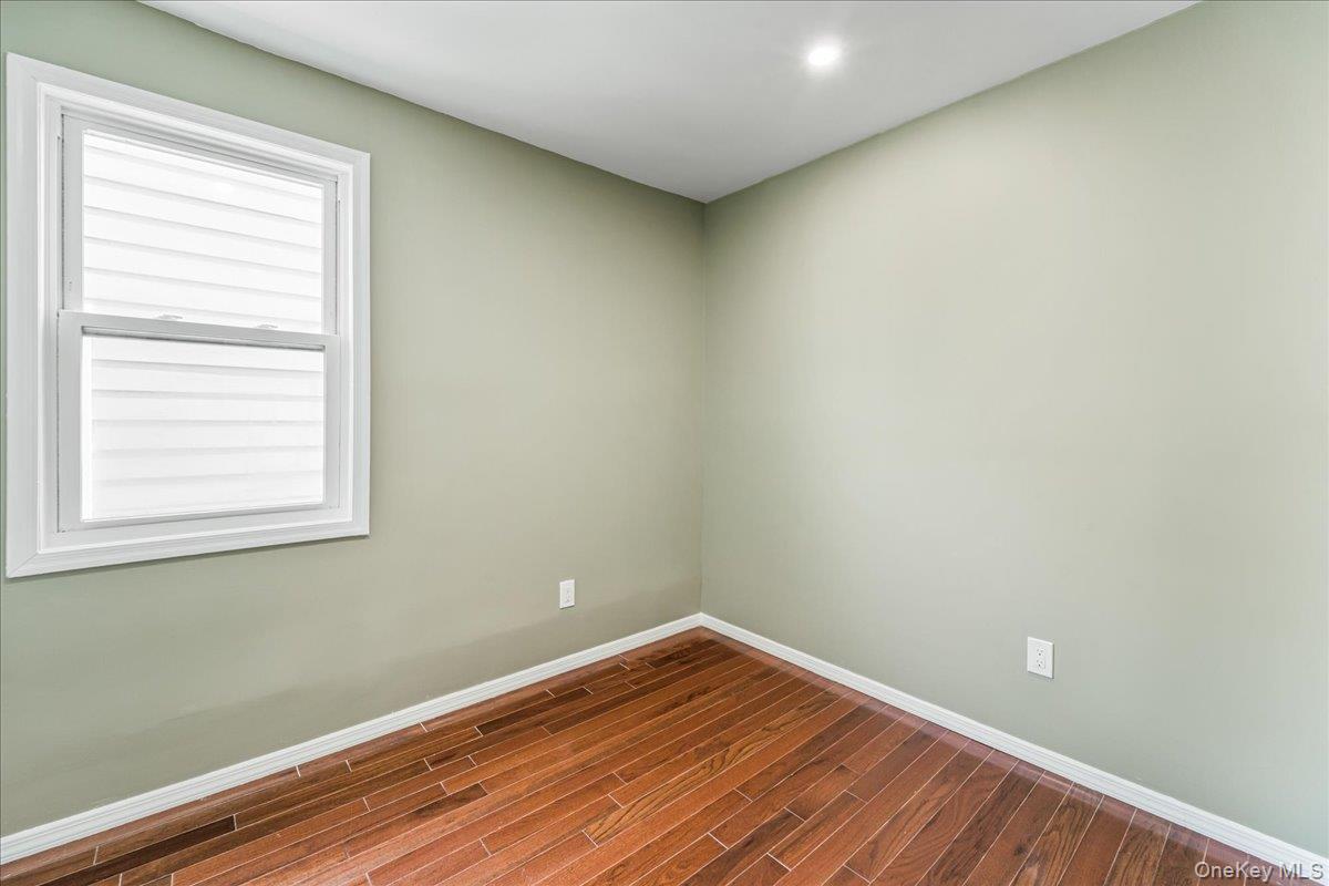 90-34 205th Street Property Photo 33