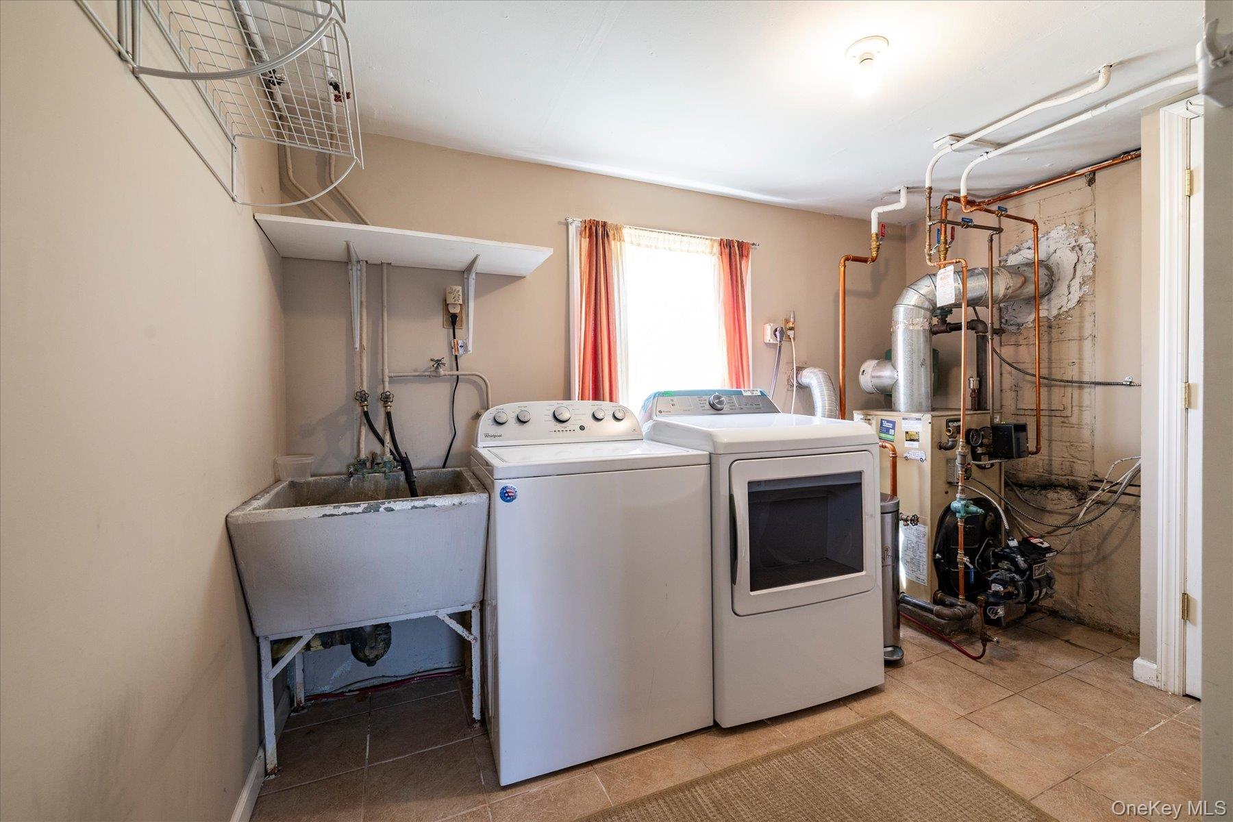 95 Thompson Avenue Property Photo 16