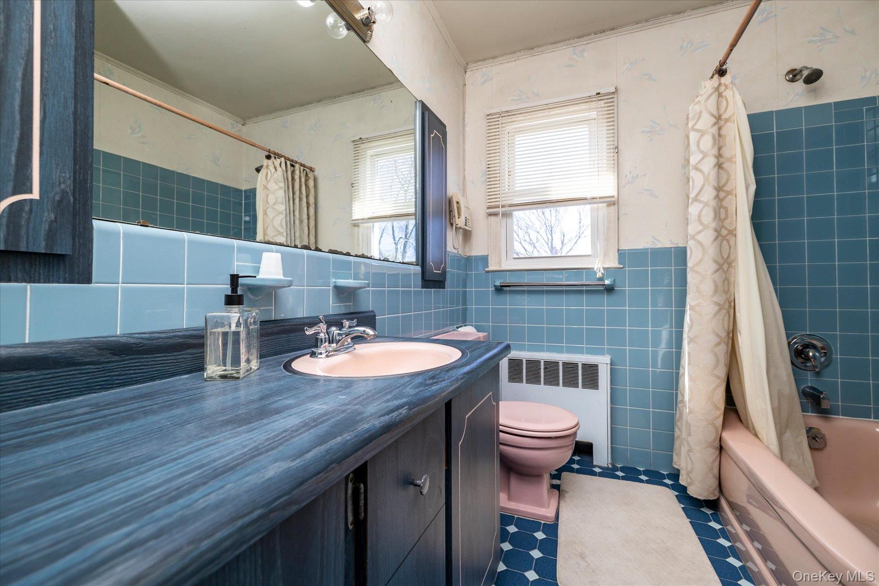 95 Thompson Avenue Property Photo 18