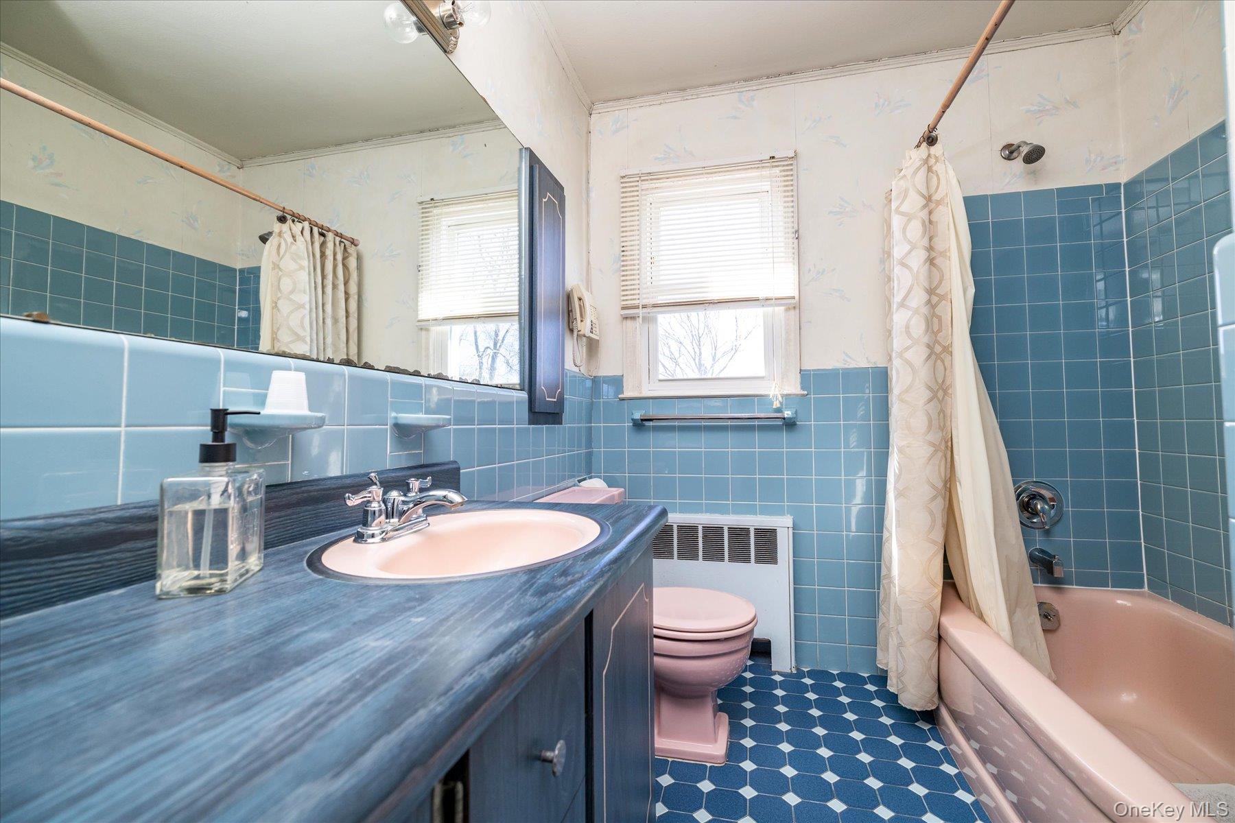 95 Thompson Avenue Property Photo 19