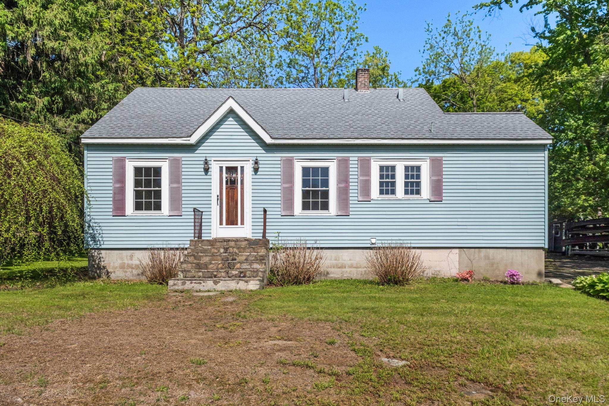 189 Lakeside Road Property Photo 1