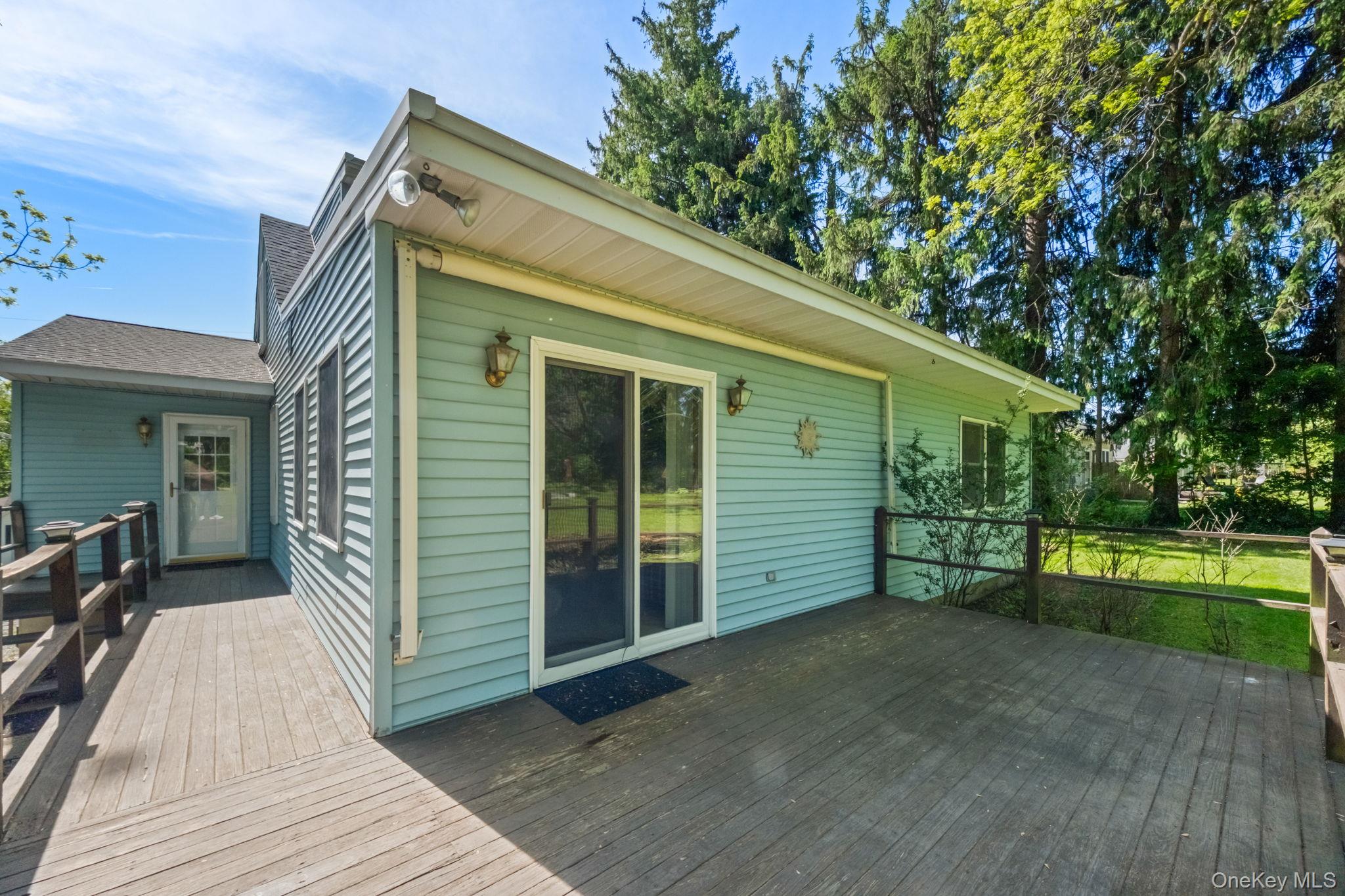 189 Lakeside Road Property Photo 24