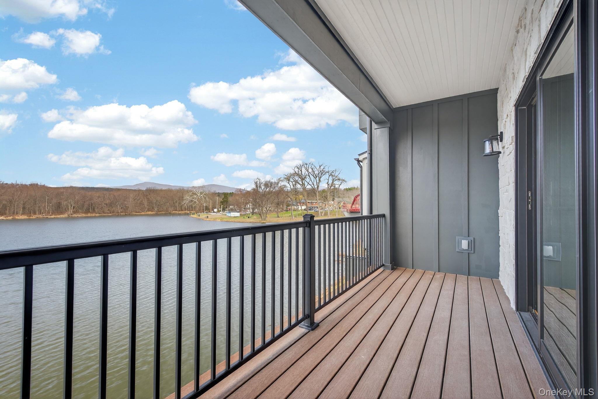 16 Icehouse Drive Property Photo 16