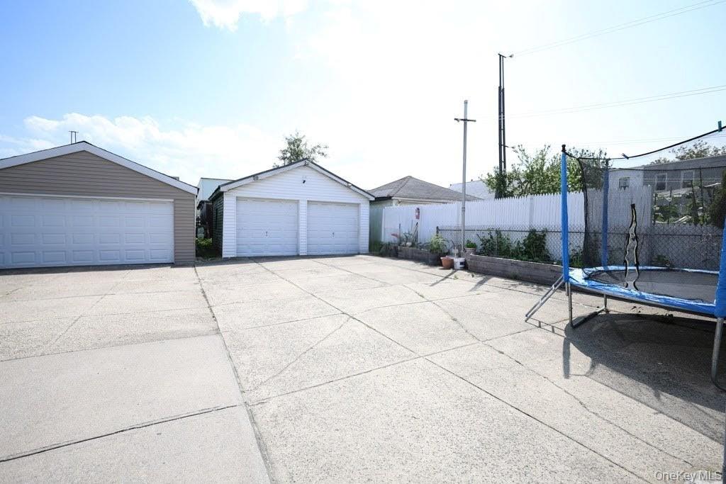 10416 Rosita Road Property Photo 3