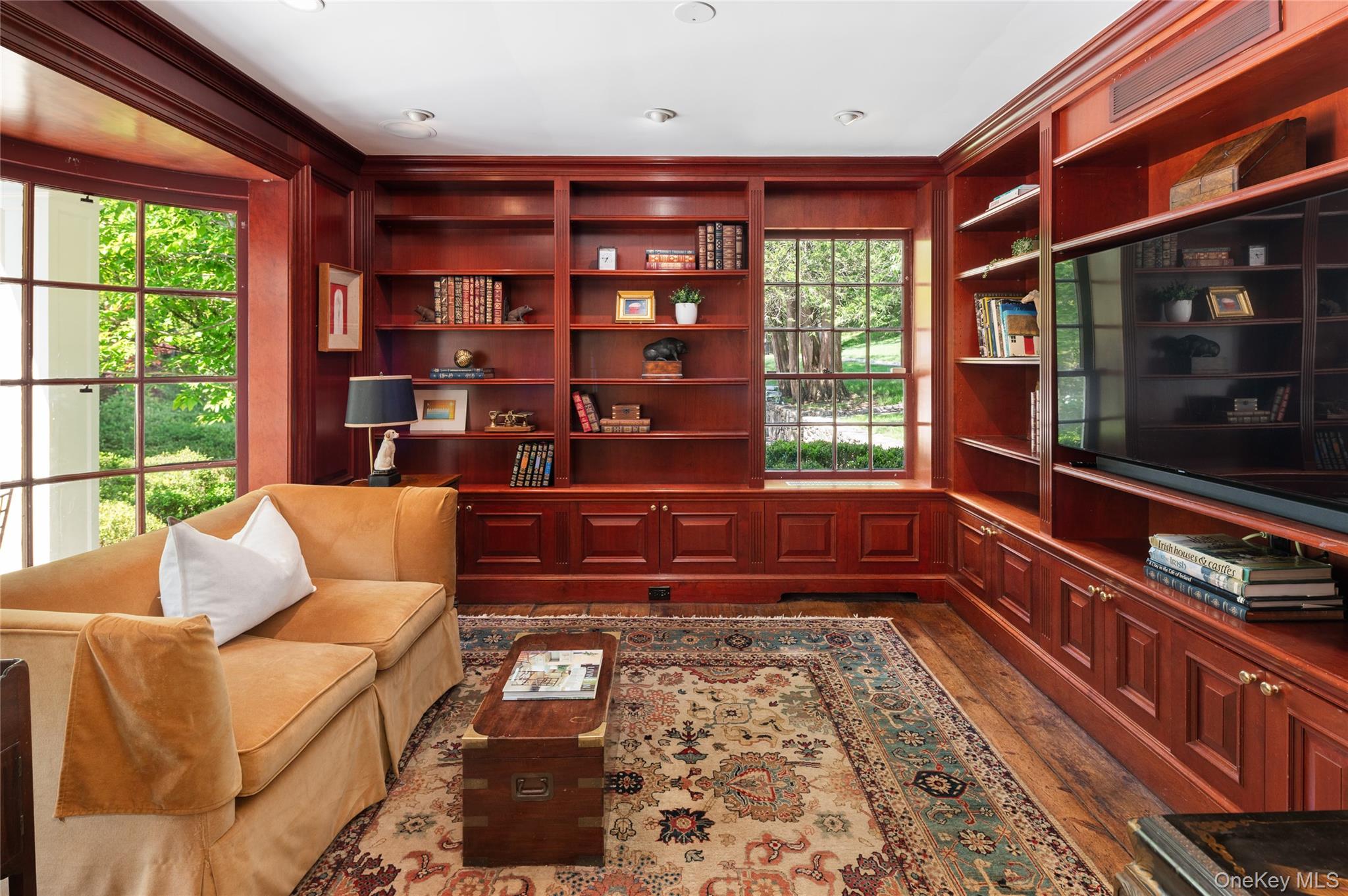 516 Pound Ridge Road Property Photo 6