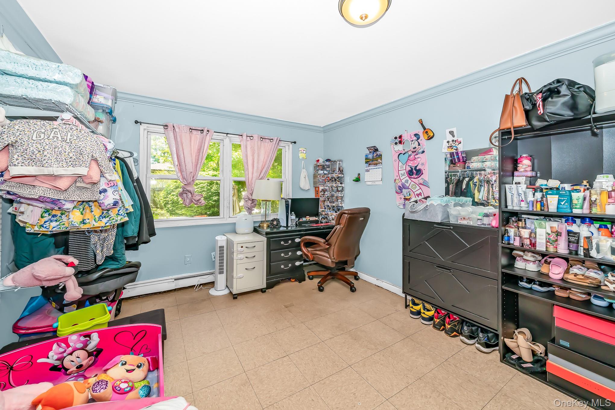 103 Gates Avenue Property Photo 11