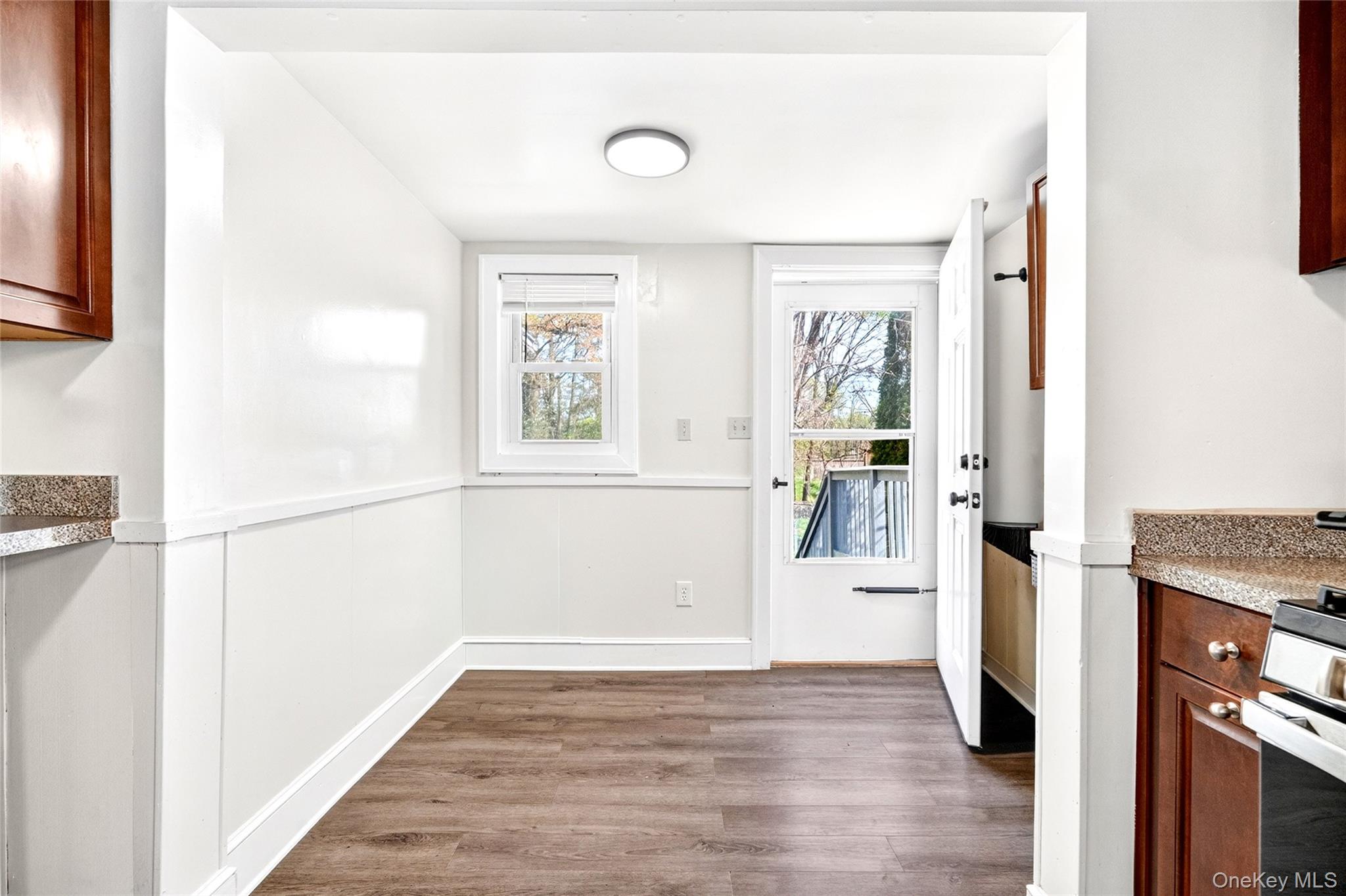 2 W Stone Street Property Photo 10