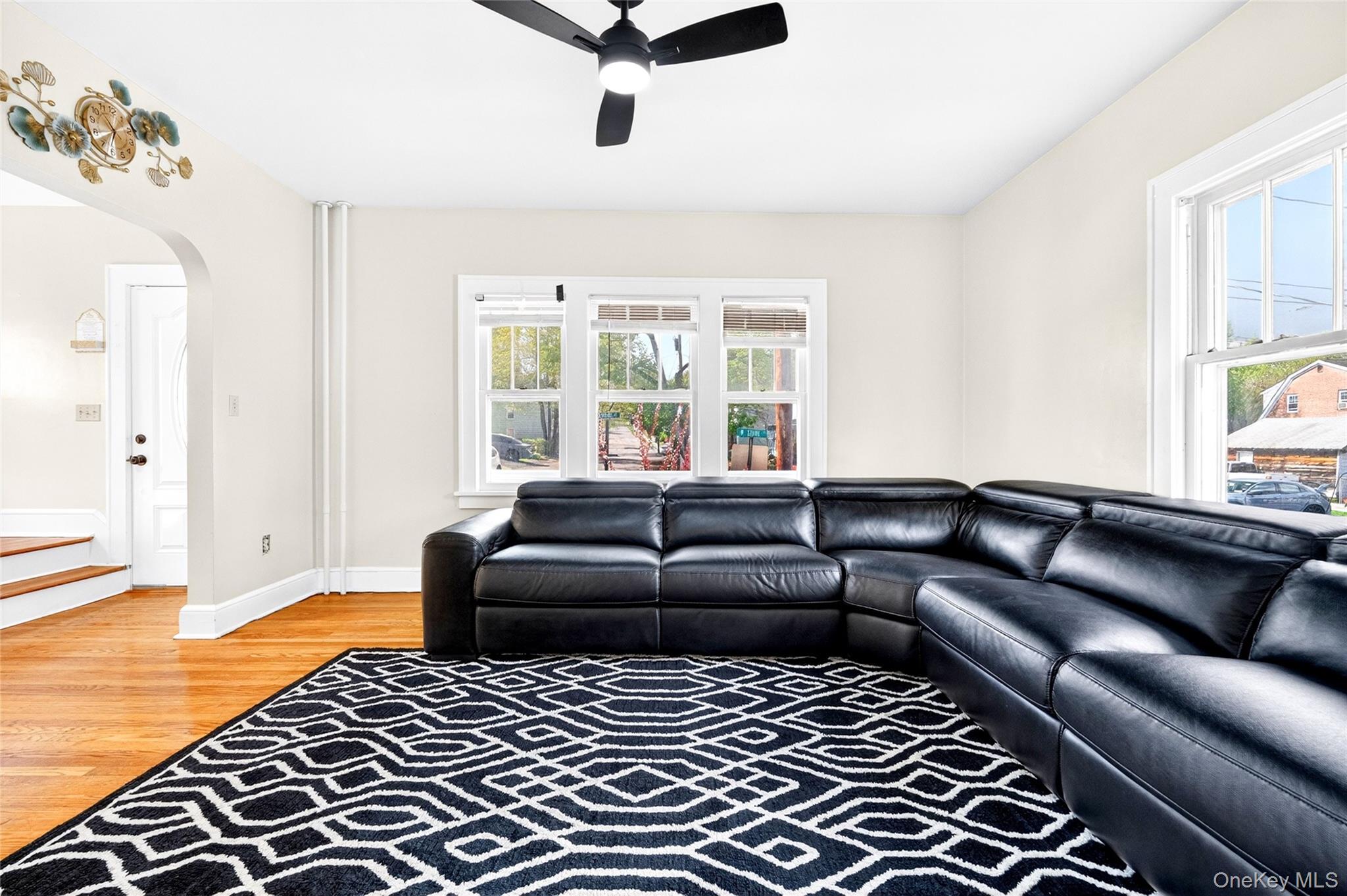 2 W Stone Street Property Photo 13