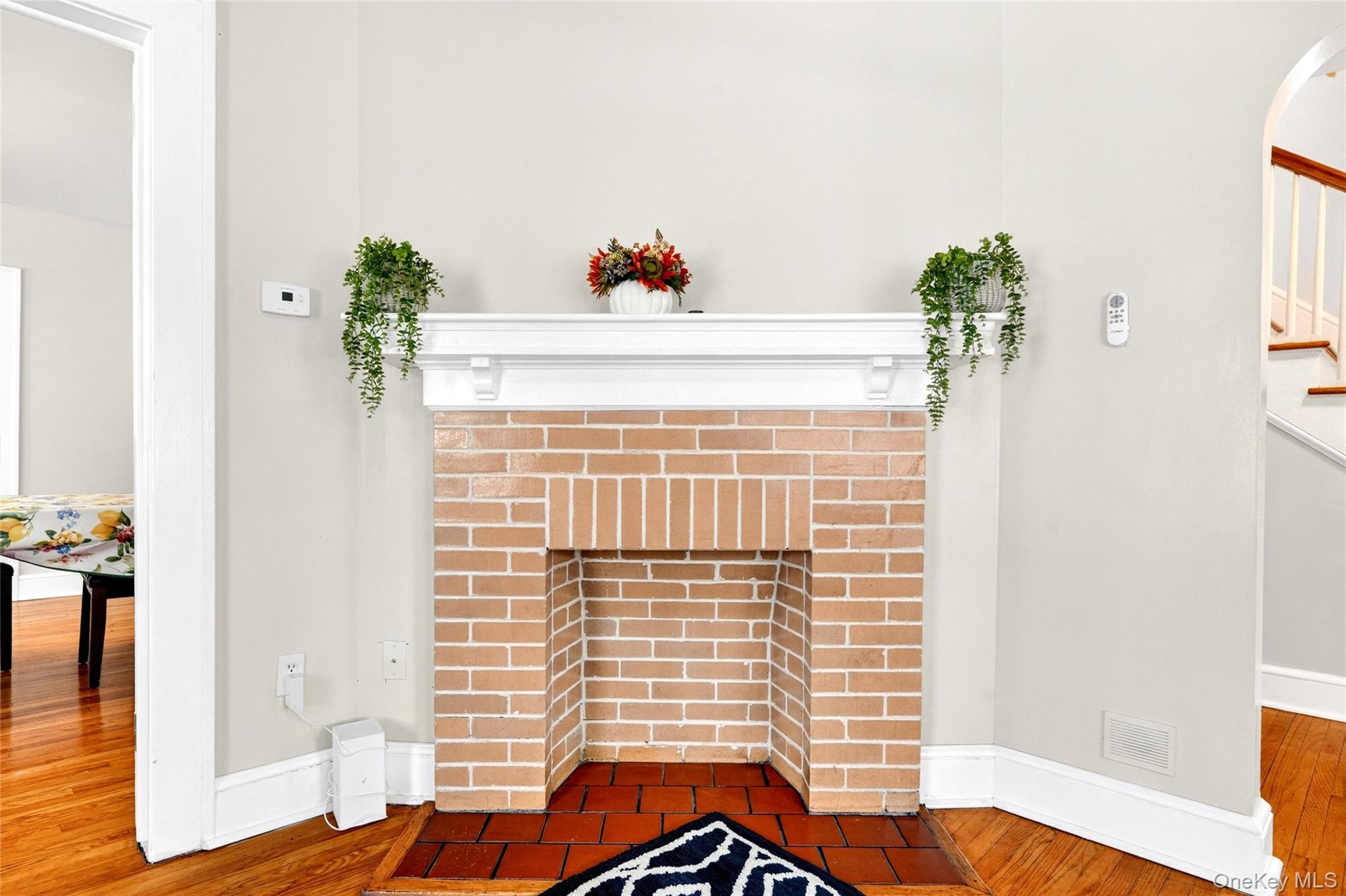 2 W Stone Street Property Photo 14