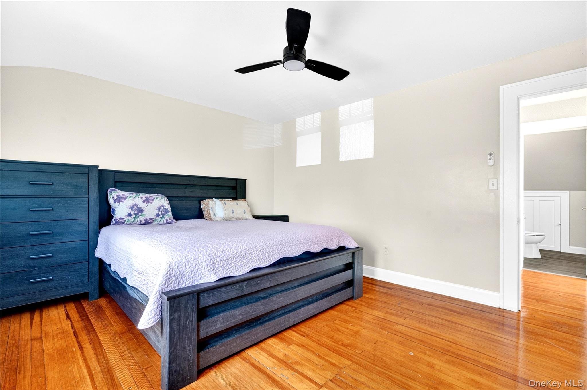 2 W Stone Street Property Photo 27