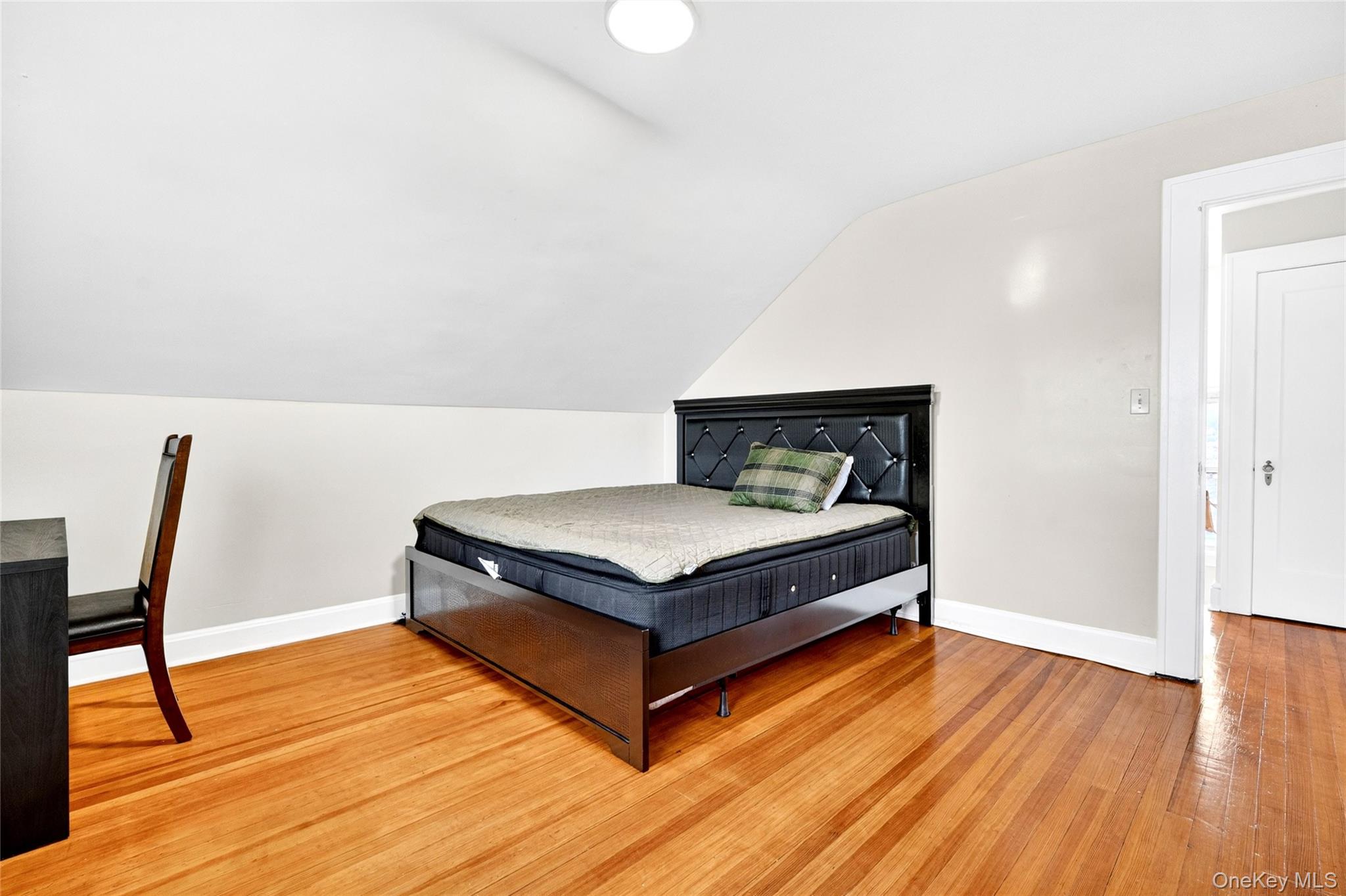 2 W Stone Street Property Photo 30