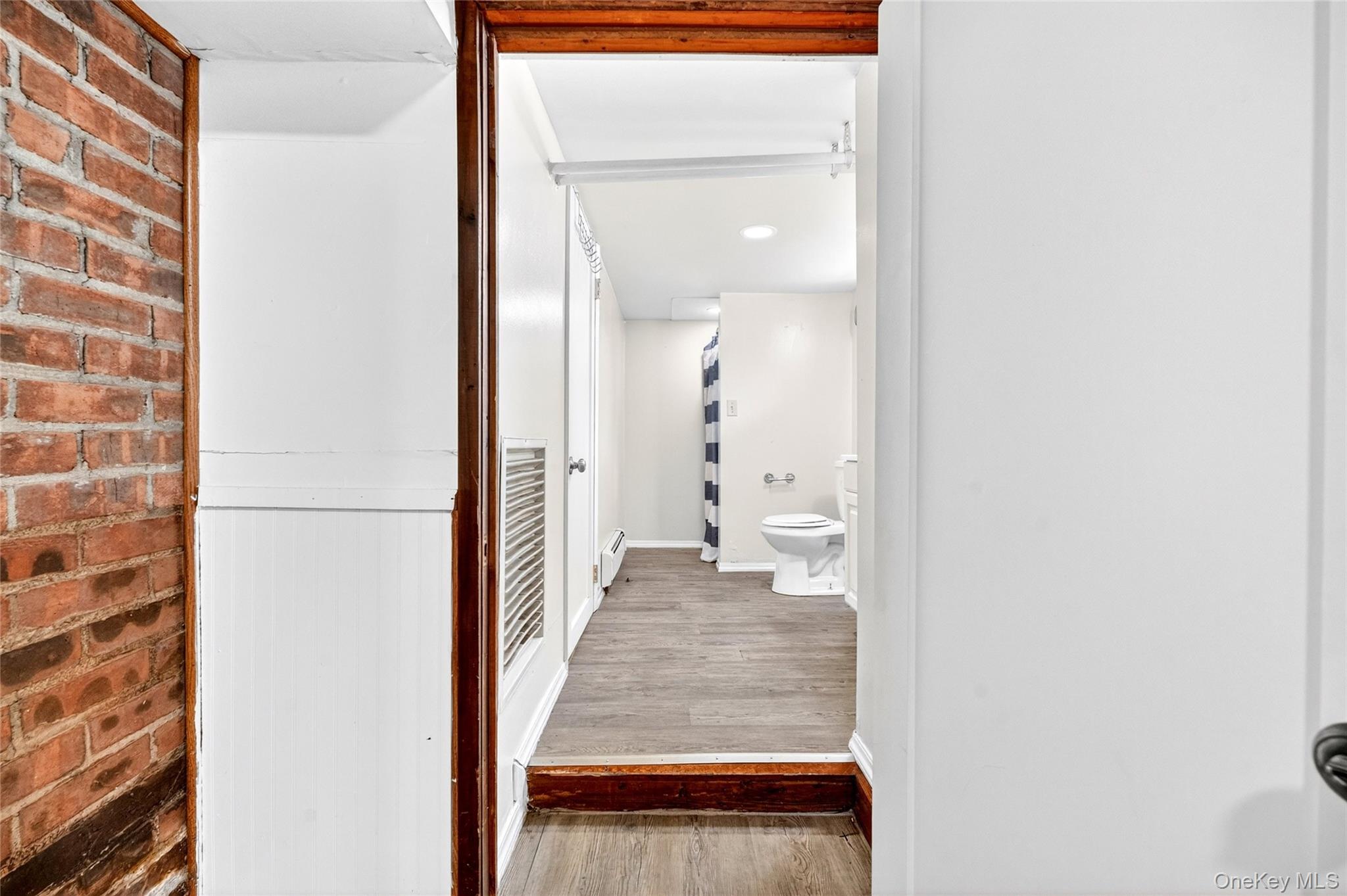 2 W Stone Street Property Photo 40