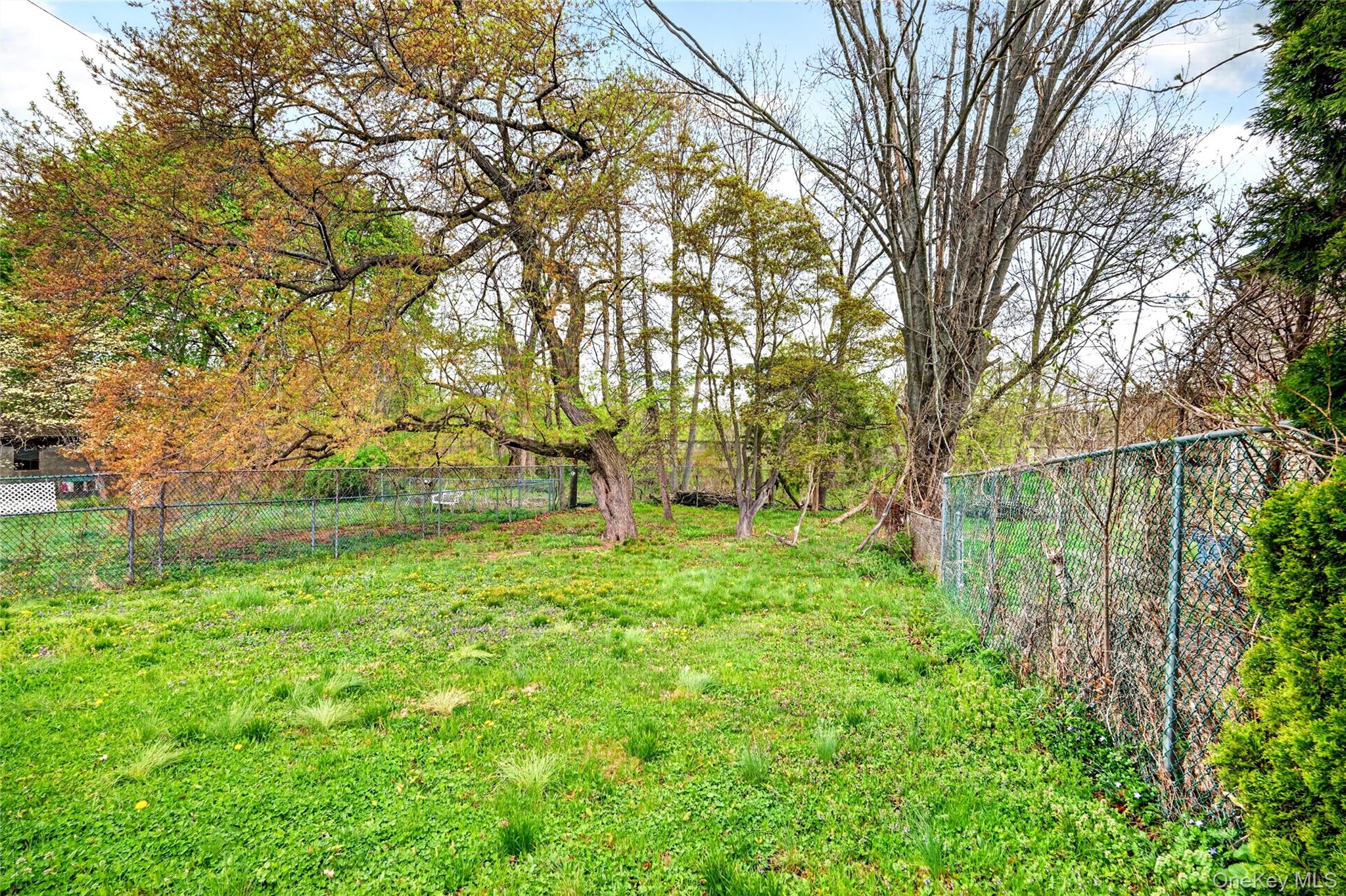 2 W Stone Street Property Photo 43