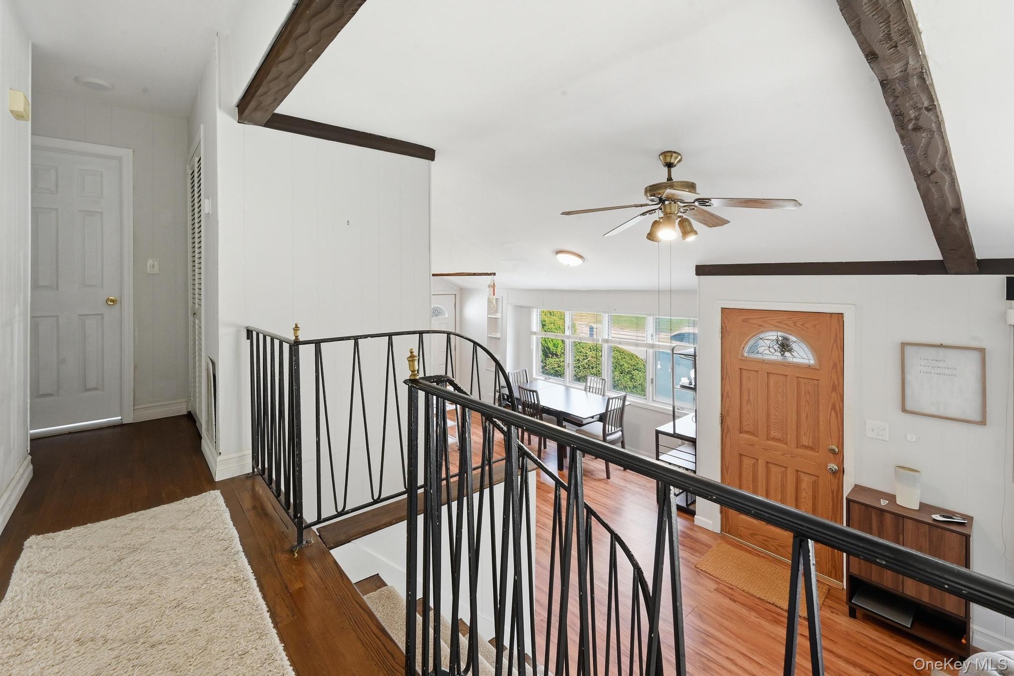 23 Glenwood Lane Property Photo 11