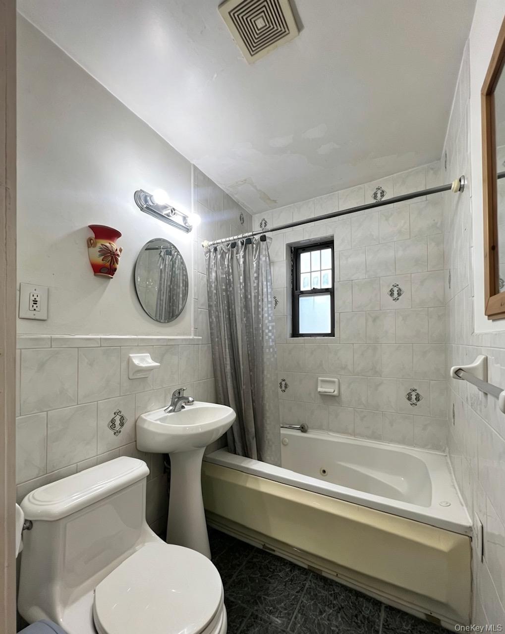 6785 136th Street A Property Photo 6