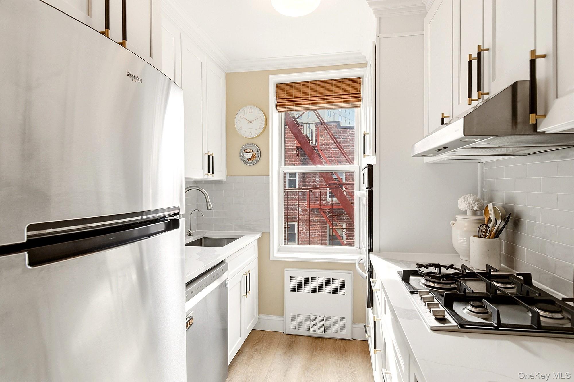 601 Kappock Street 6f Property Photo 2