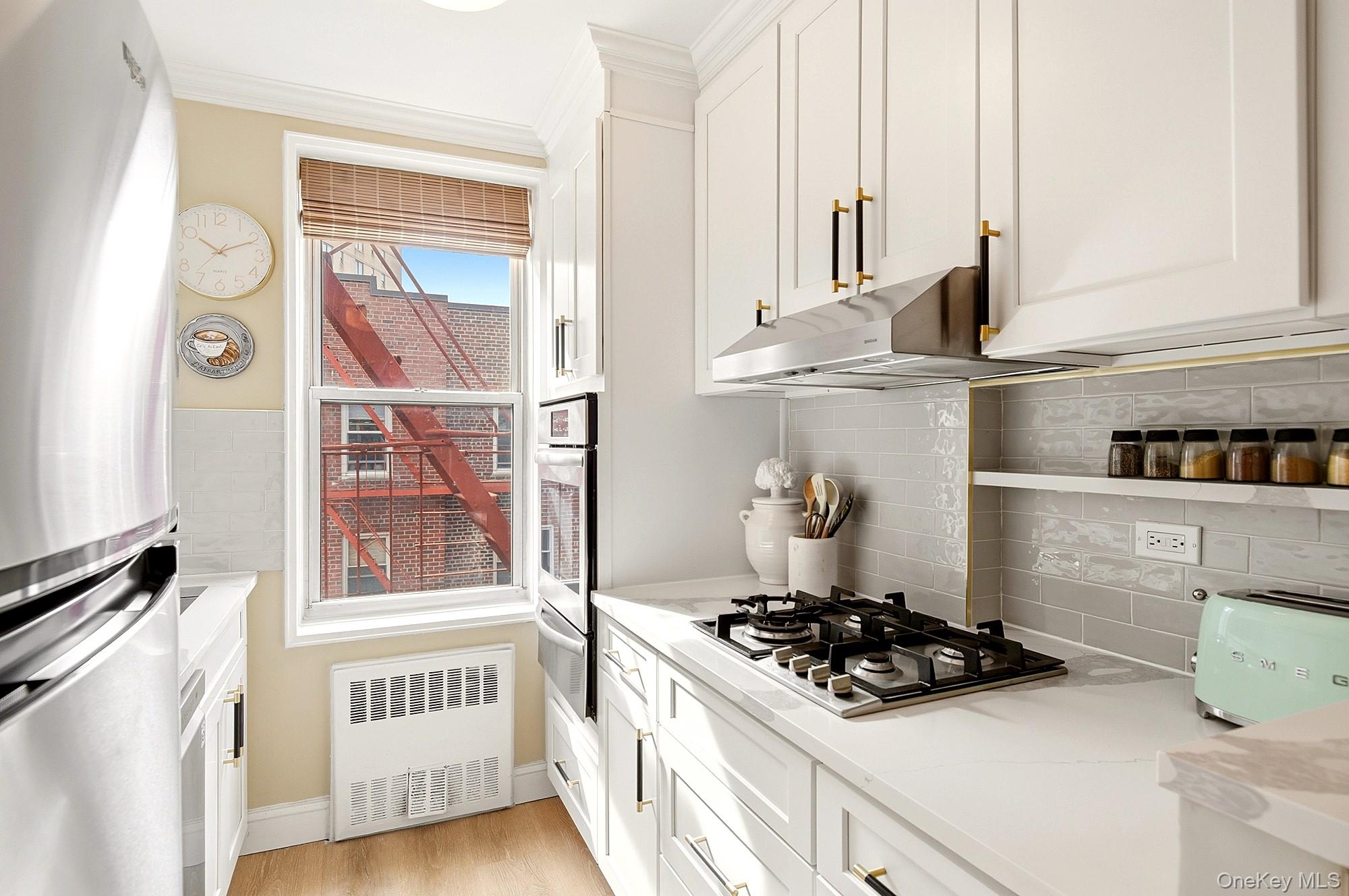 601 Kappock Street 6f Property Photo 3