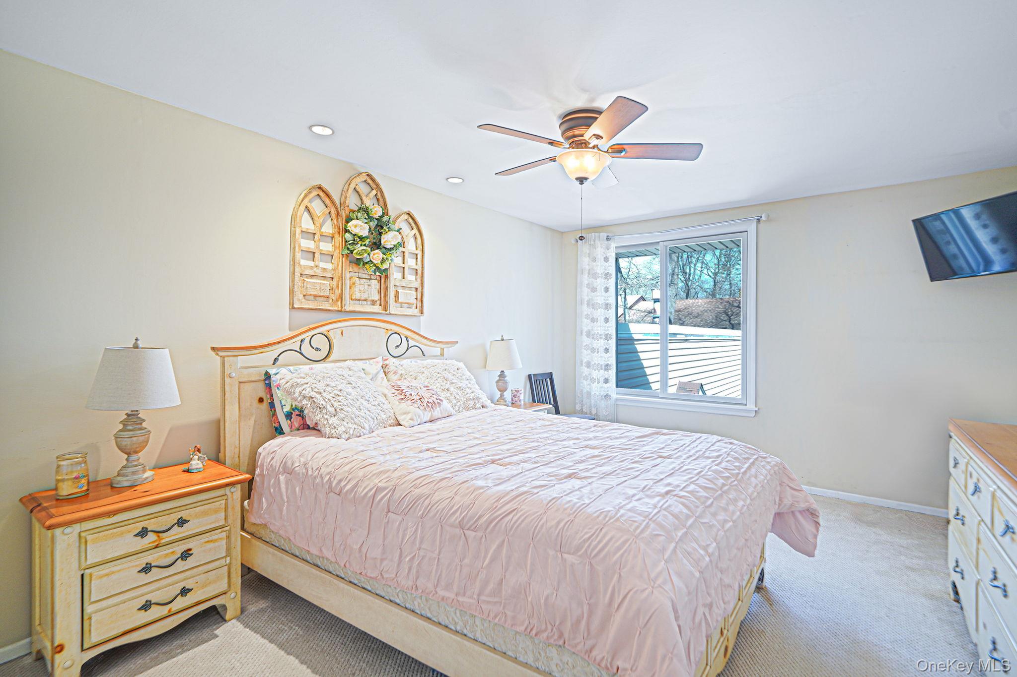 175 Cambridge Drive Property Photo 15
