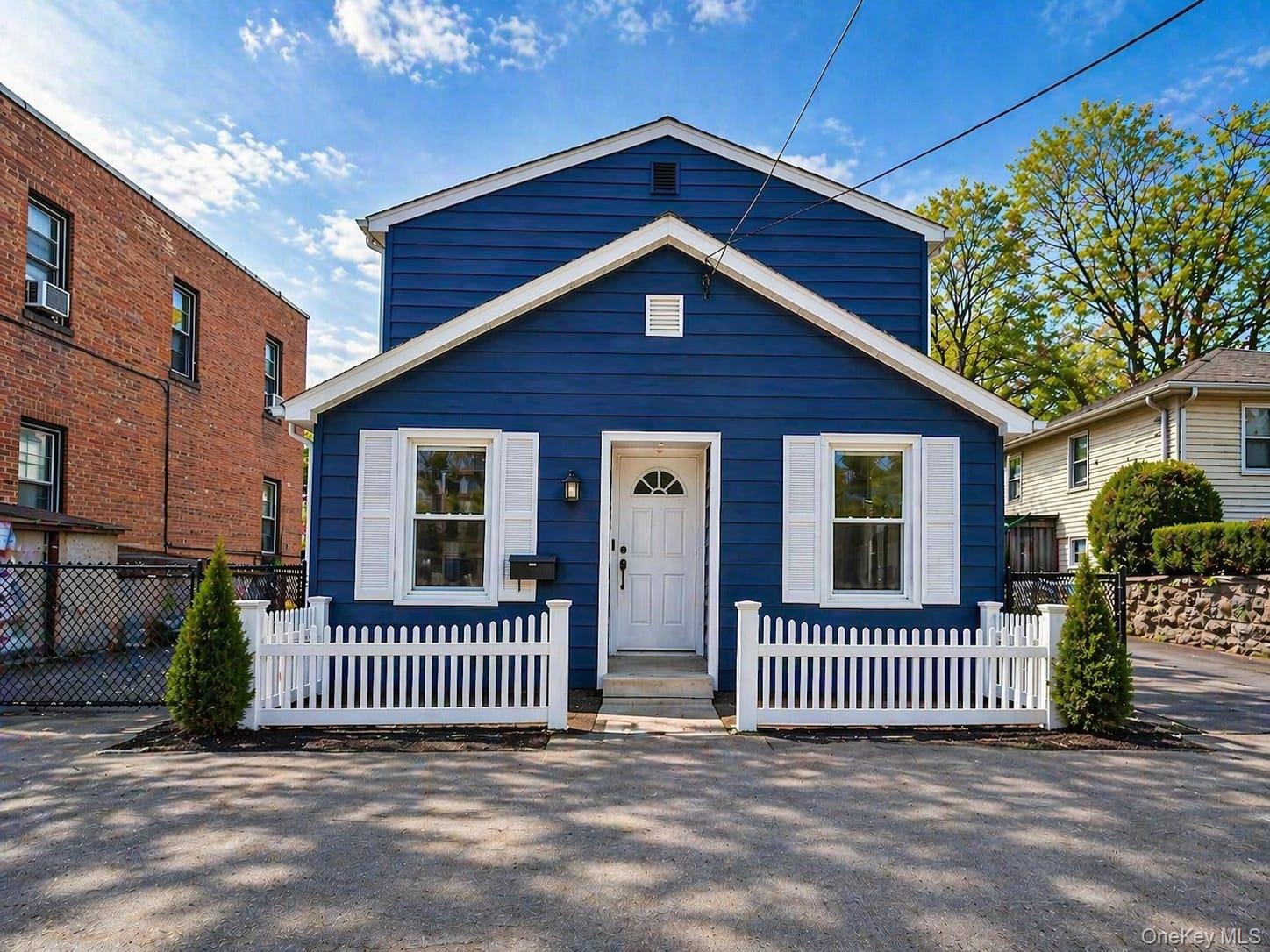 431 4th Street Property Photo 1