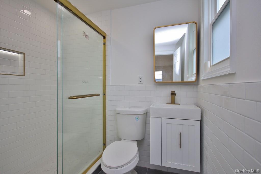 431 4th Street Property Photo 7