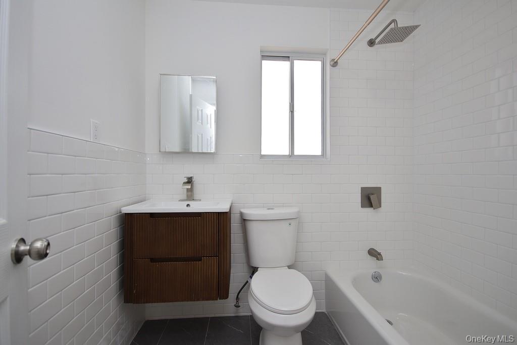 431 4th Street Property Photo 13