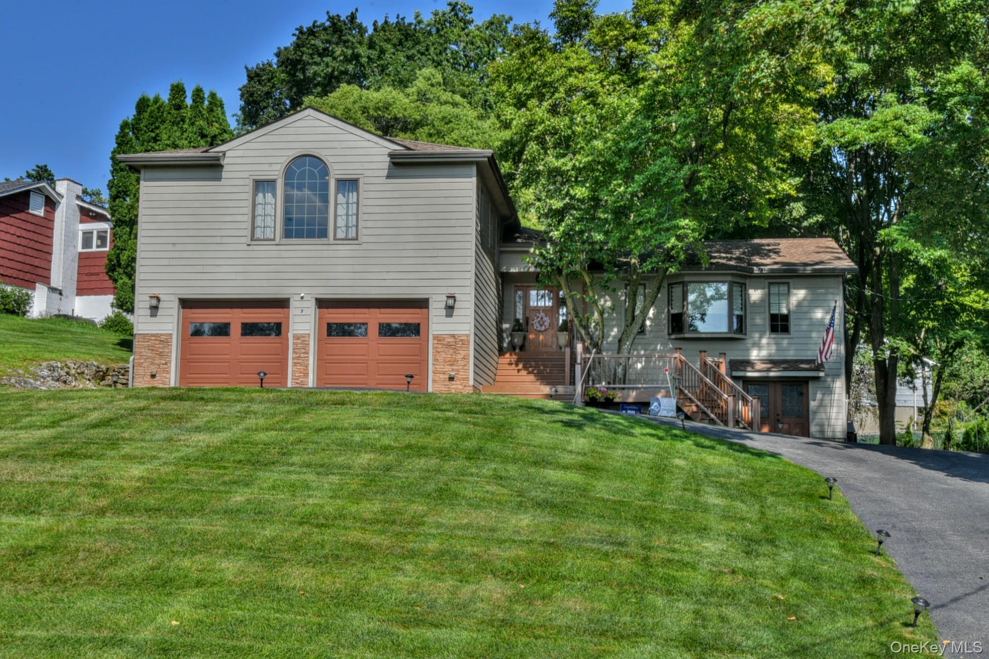 5 Laurel Hill Road