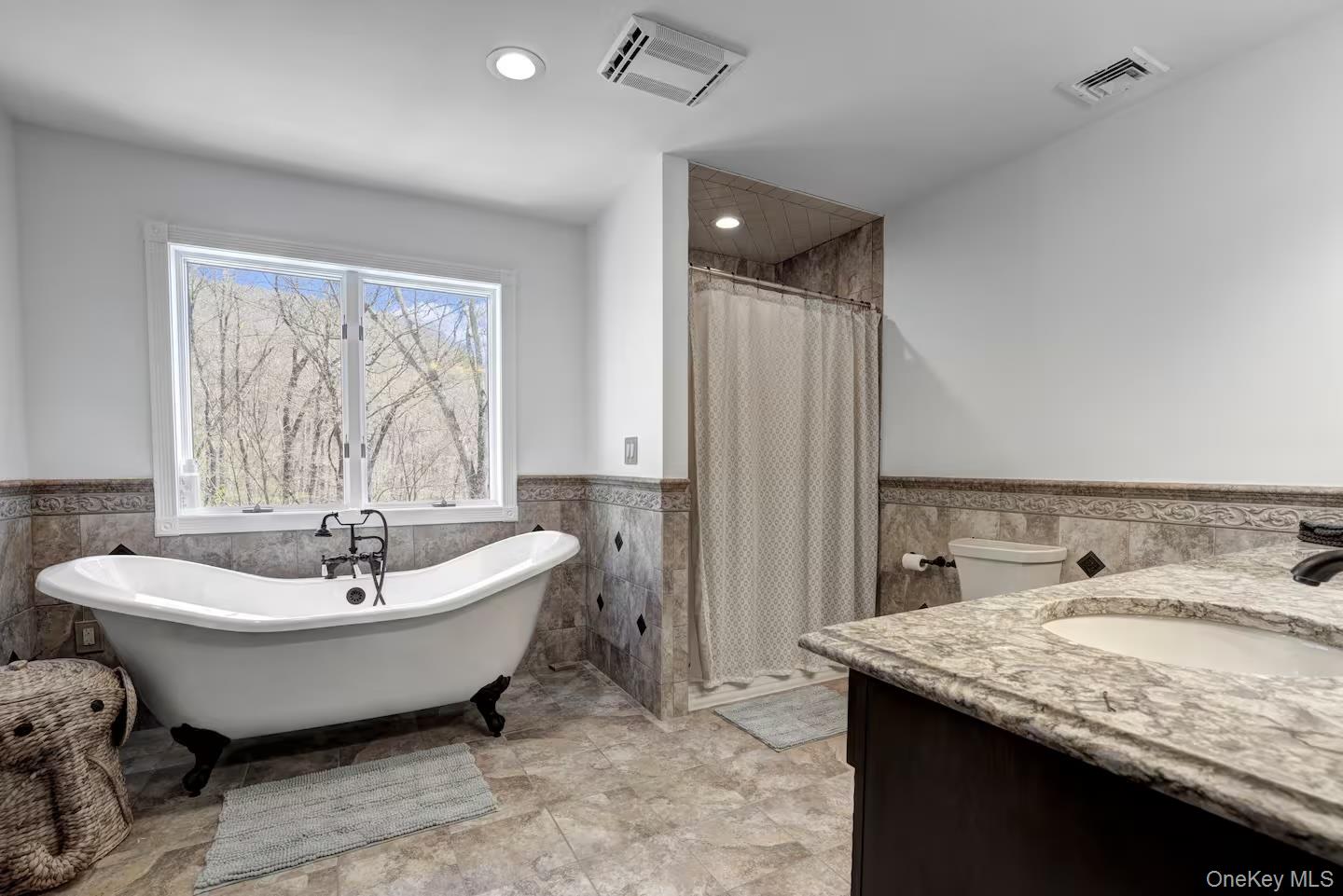 12 Hawk Mountain Drive Property Photo 16