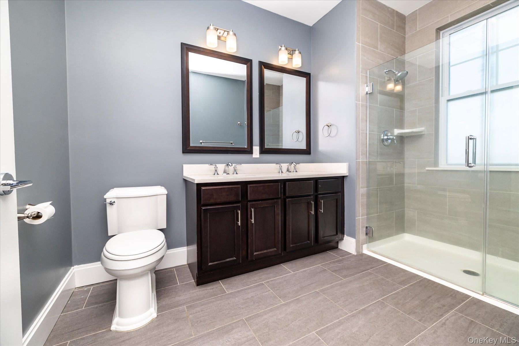 631 Marina Pointe Drive 631 Property Photo 11