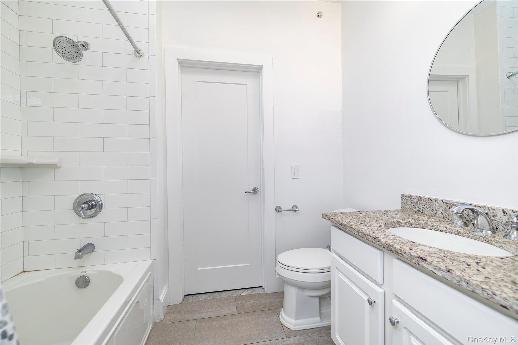 631 Marina Pointe Drive 631 Property Photo 16