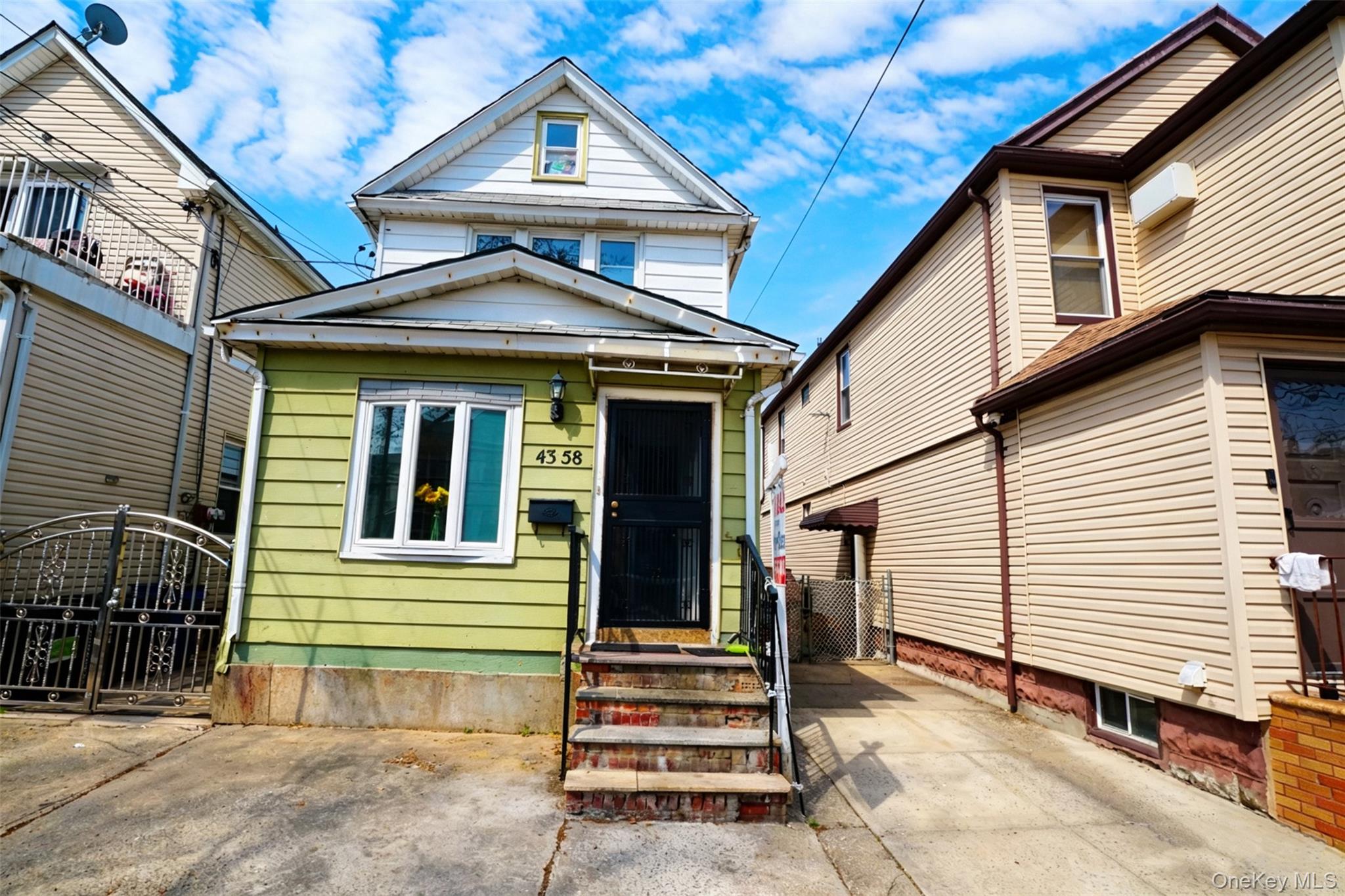 43-58 163rd Street Property Photo 1