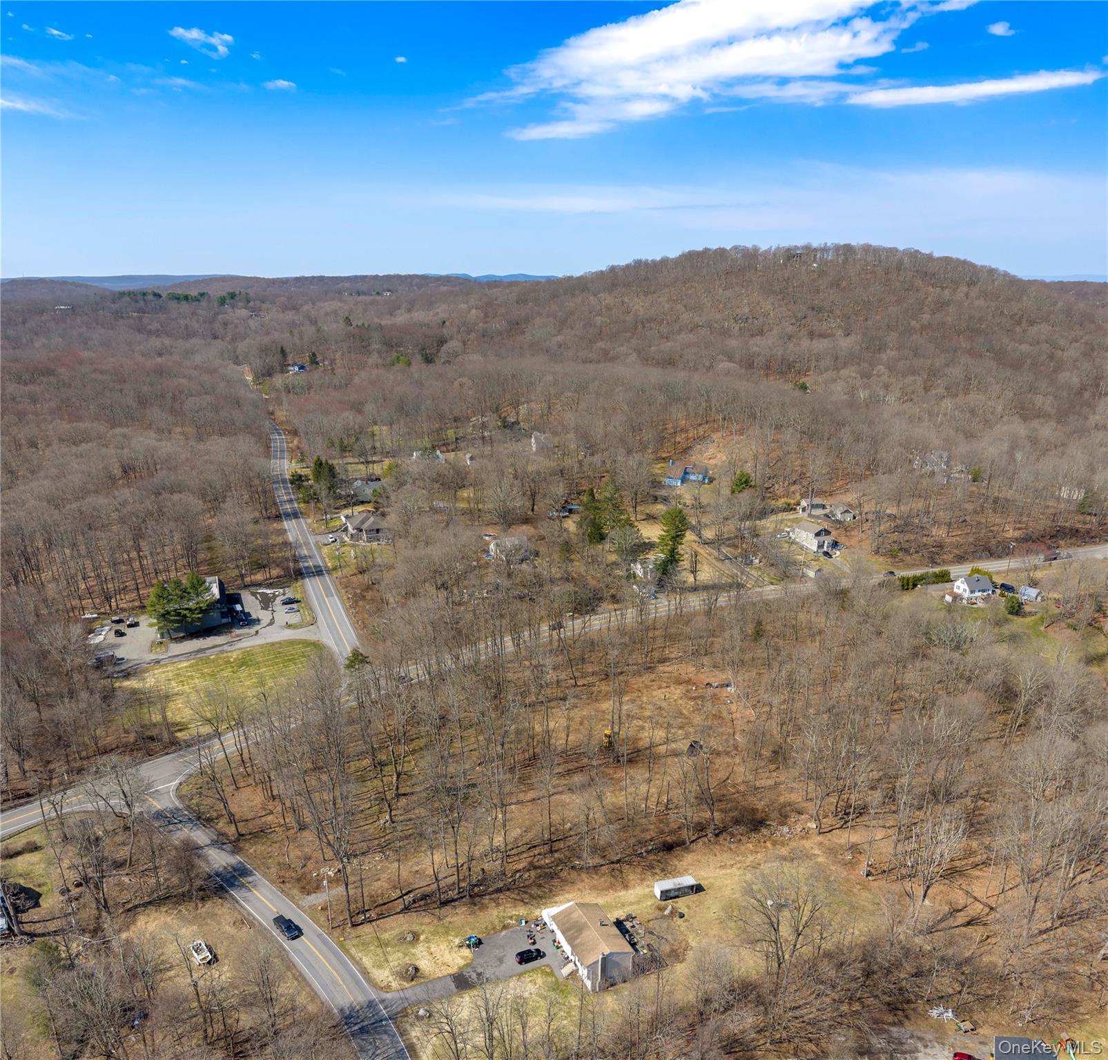 576 Holmes Road Property Photo 3