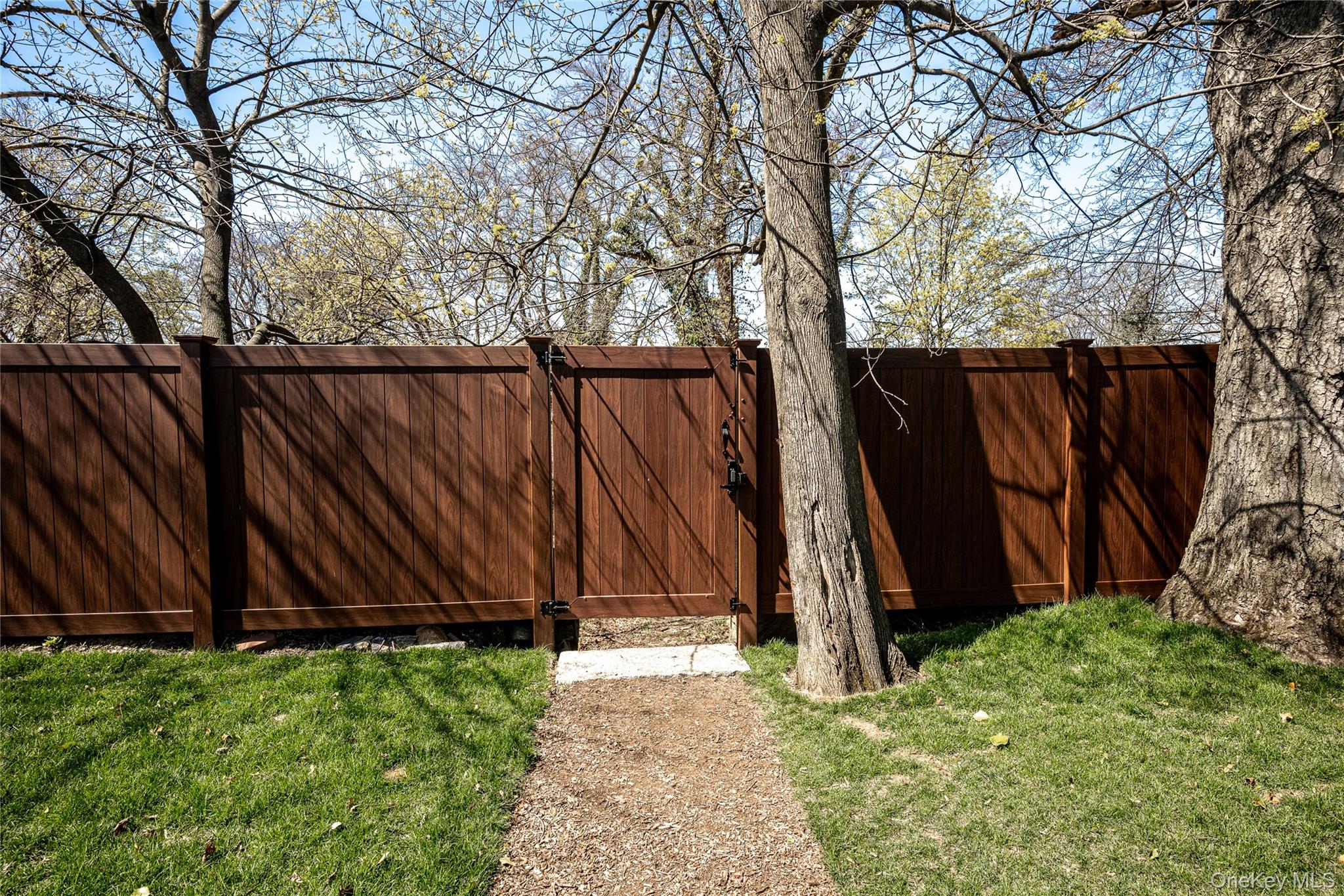 16 Marker Ridge Property Photo 8