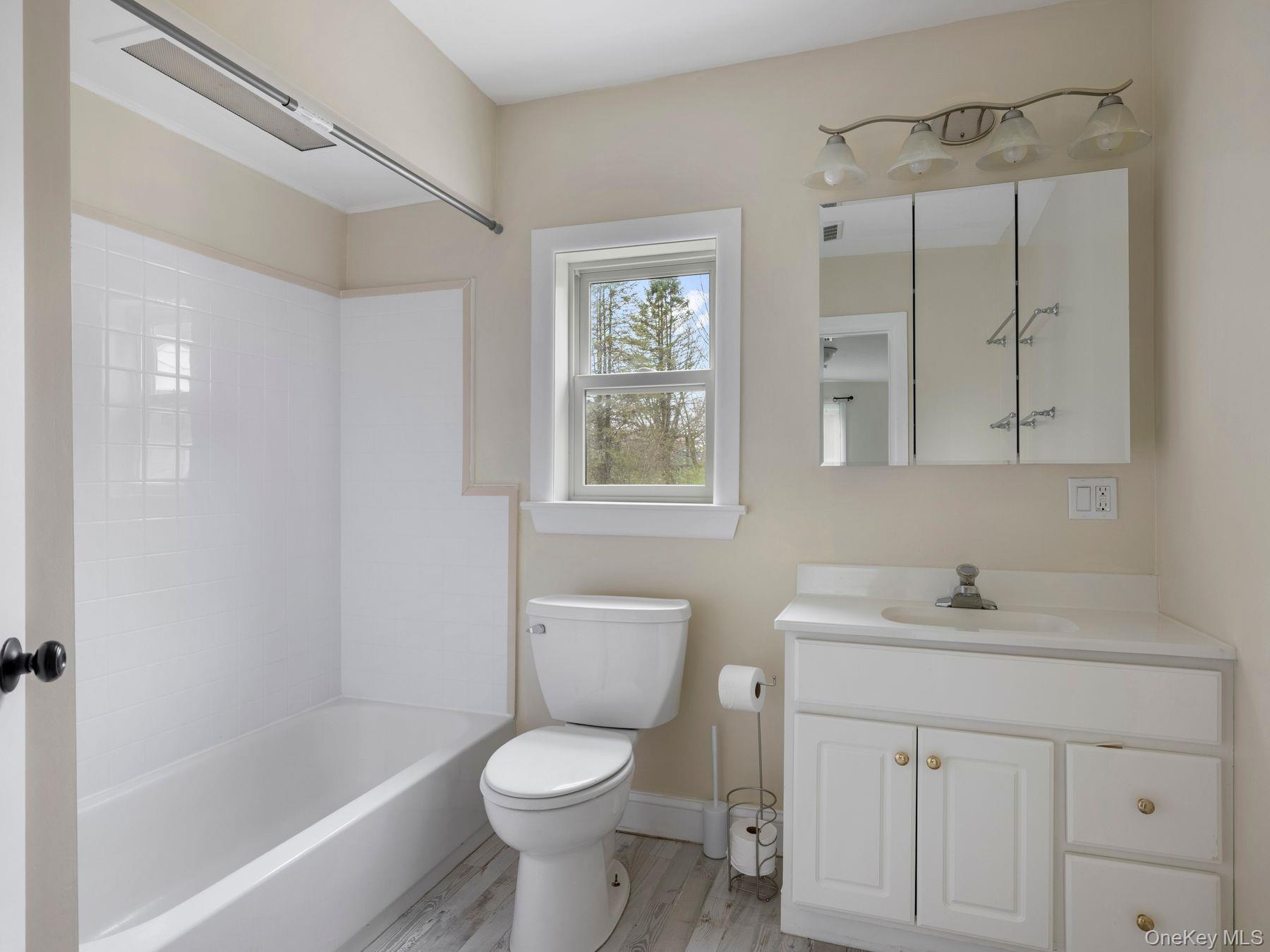 5 Shari Property Photo 22