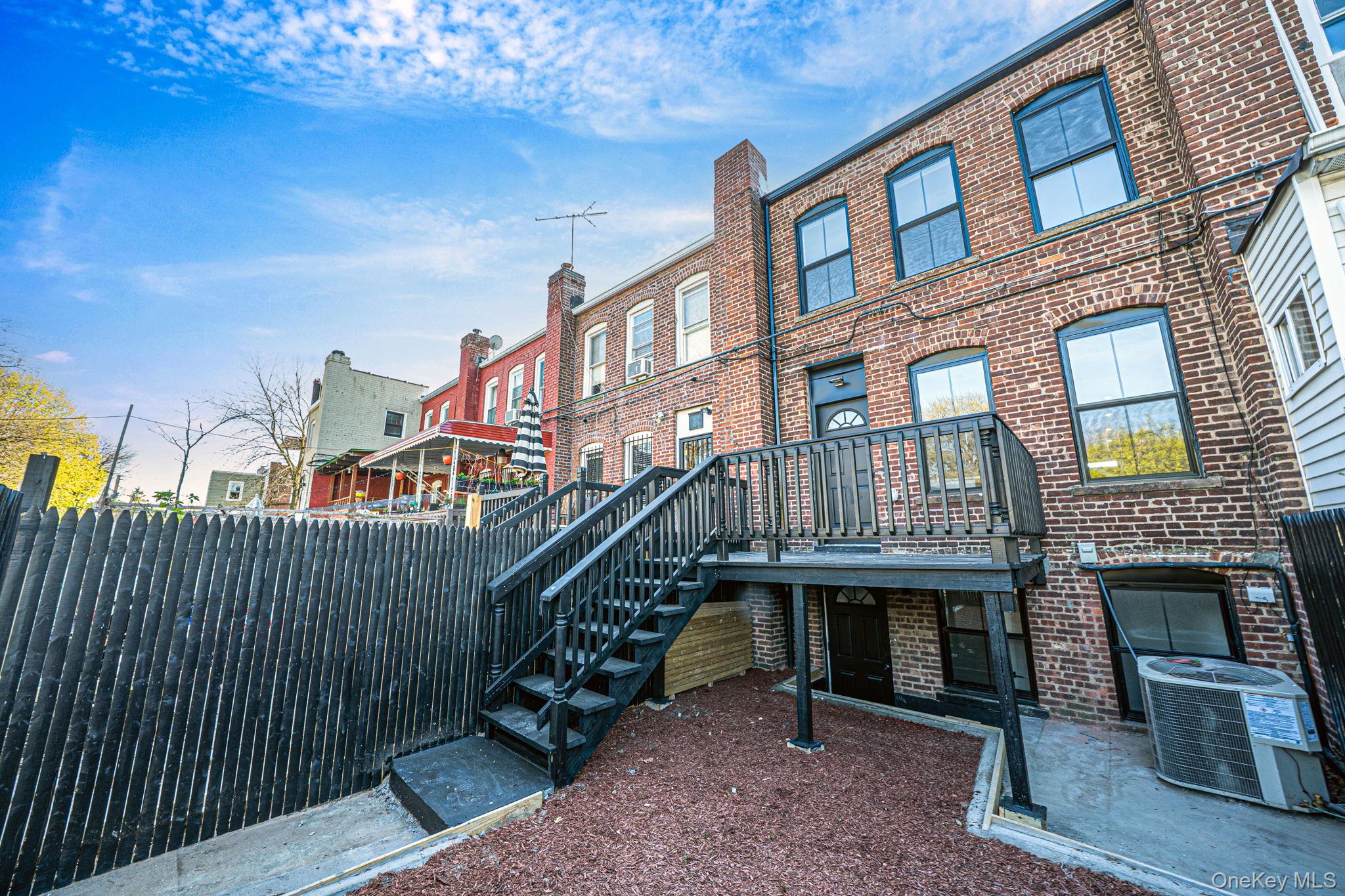 1139 Brooklyn Avenue Property Photo 4