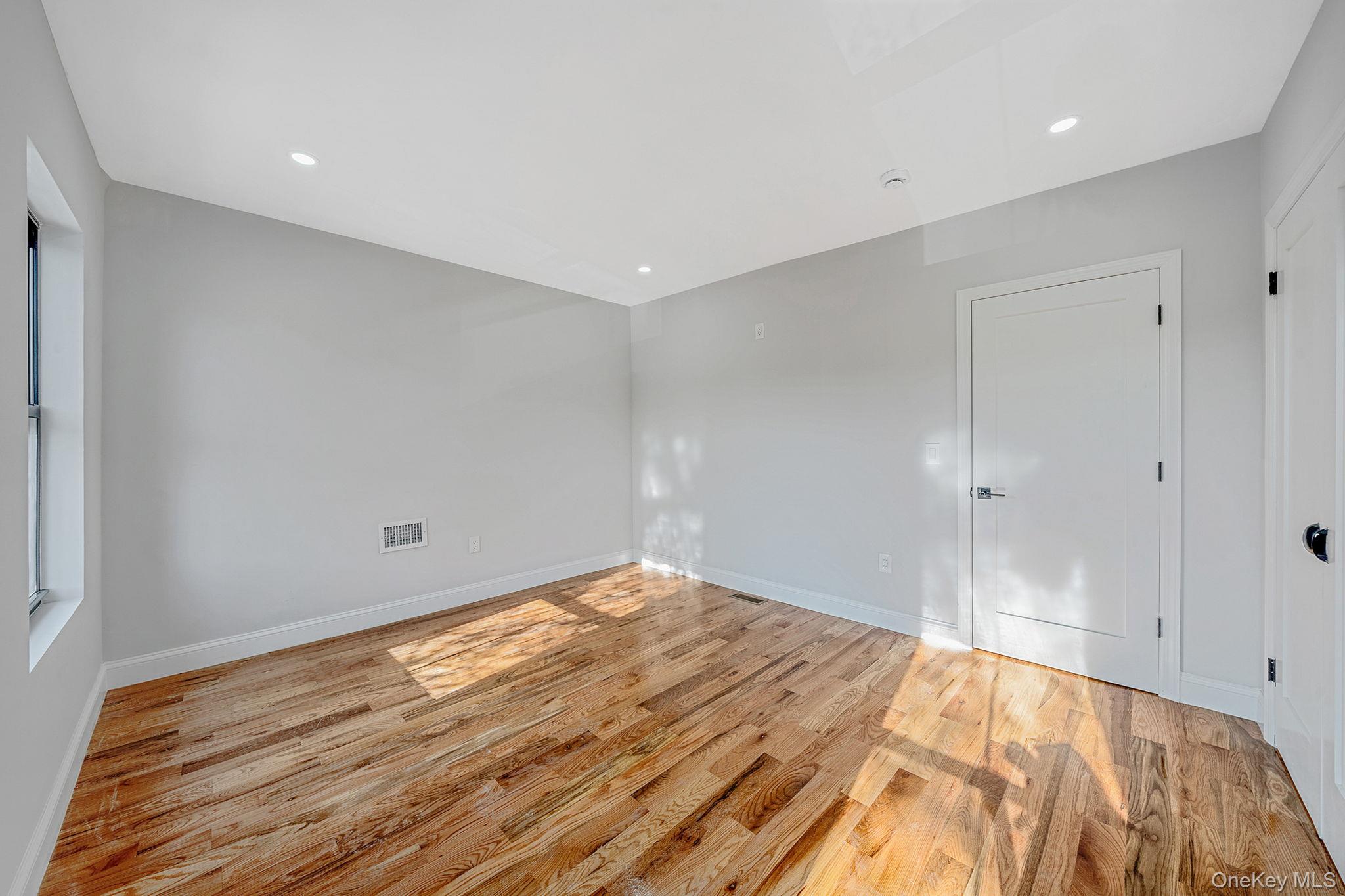 1139 Brooklyn Avenue Property Photo 22